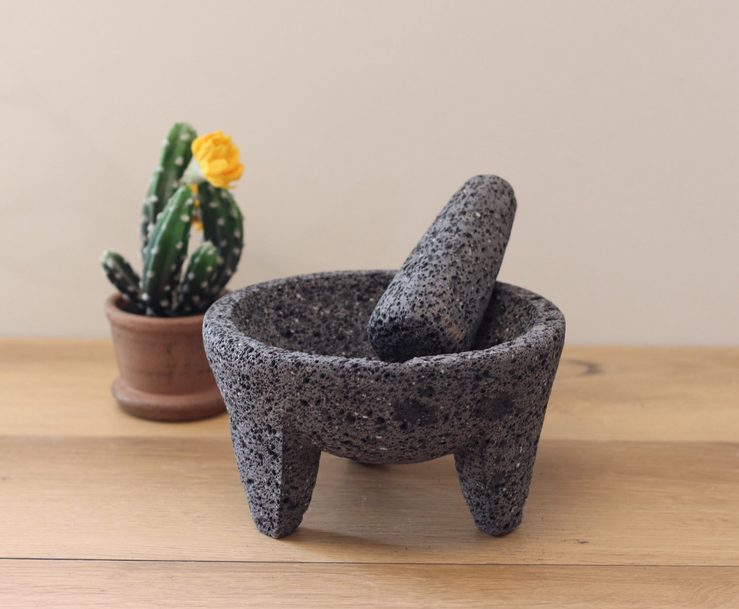 Cultural Bowl & Pestle - Lava Stone - 8 Inch - Authentic Mexican Molcajete! Molcajete Accessories Featured Kitchen & Dining Molcajete