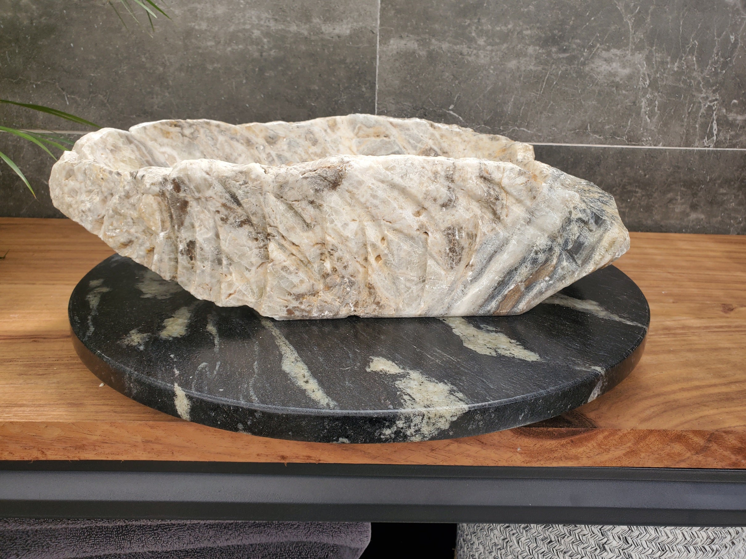 S31_23 Onyx Stone Vessel Bathroom Sink