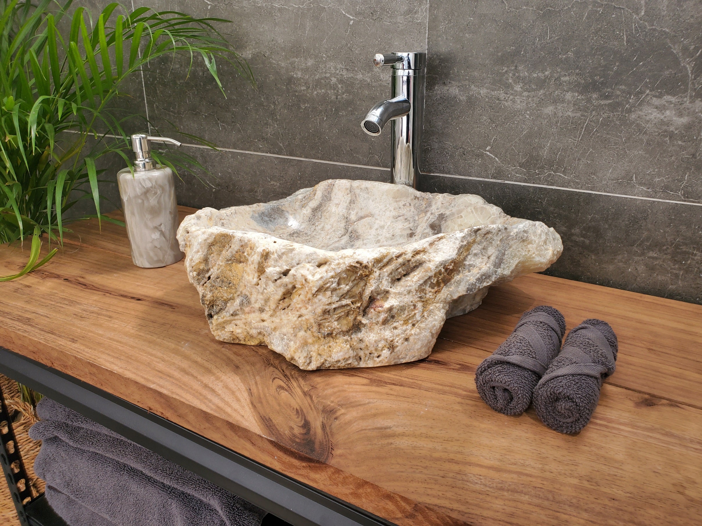 S31_23 Onyx Stone Vessel Bathroom Sink