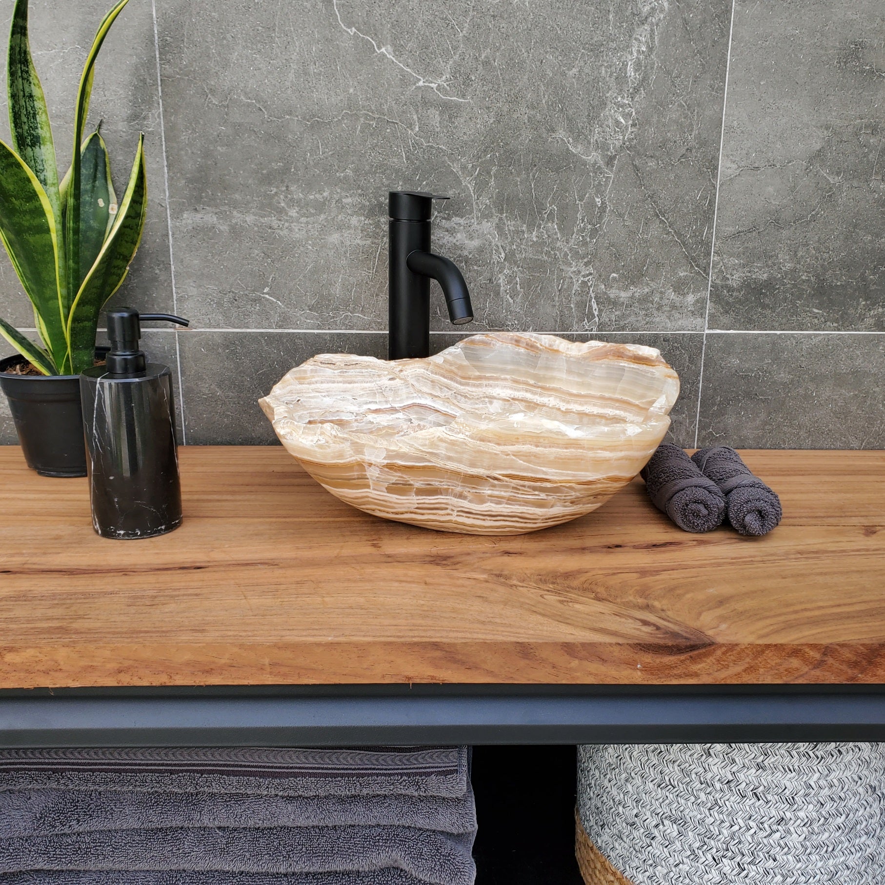 S31_06 Onyx Stone Bathroom Vessel Sink