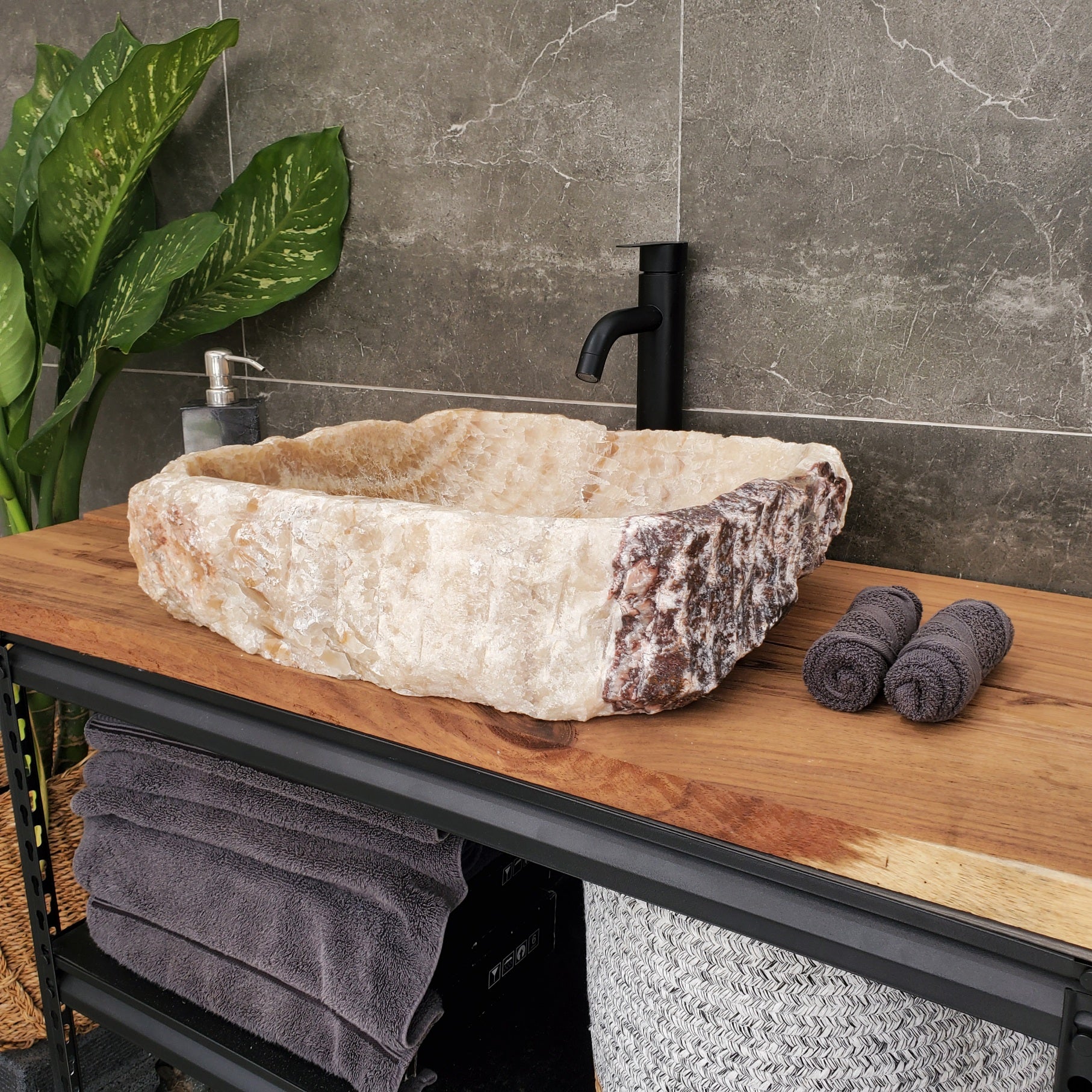 S31_15 Onyx Stone Vessel Bathroom Sink