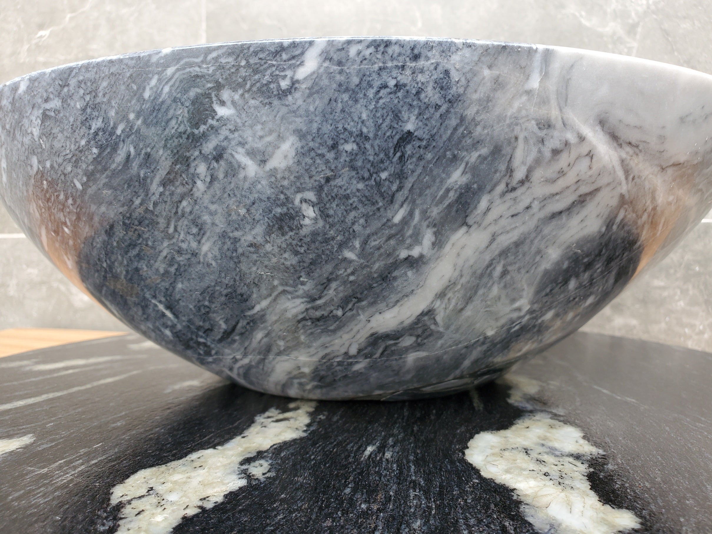 S31_04 Round Marble Vessel Bathroom Sink - 16 x 16 inch