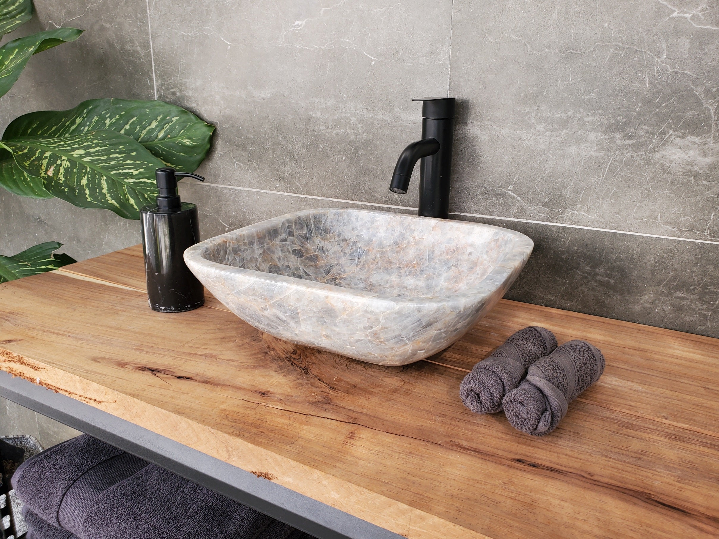 S34_11 Fluorite Stone Vessel Sink