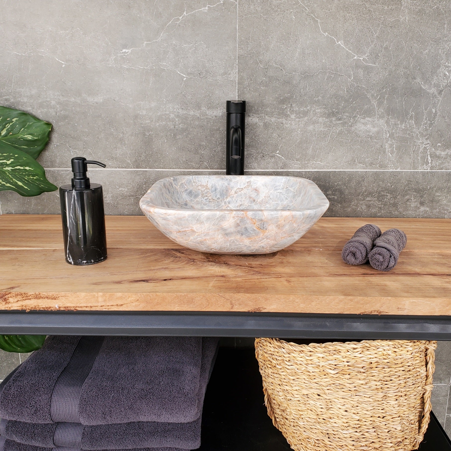 S34_10 Fluorite Stone Vessel Sink