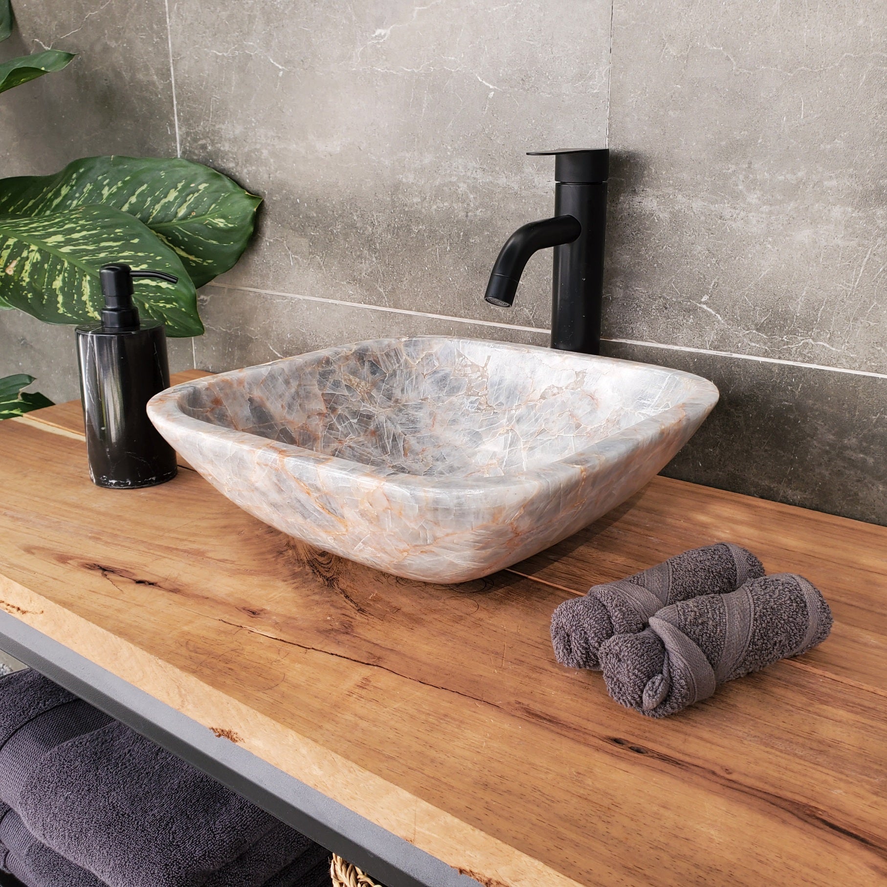 S34_10 Fluorite Stone Vessel Sink