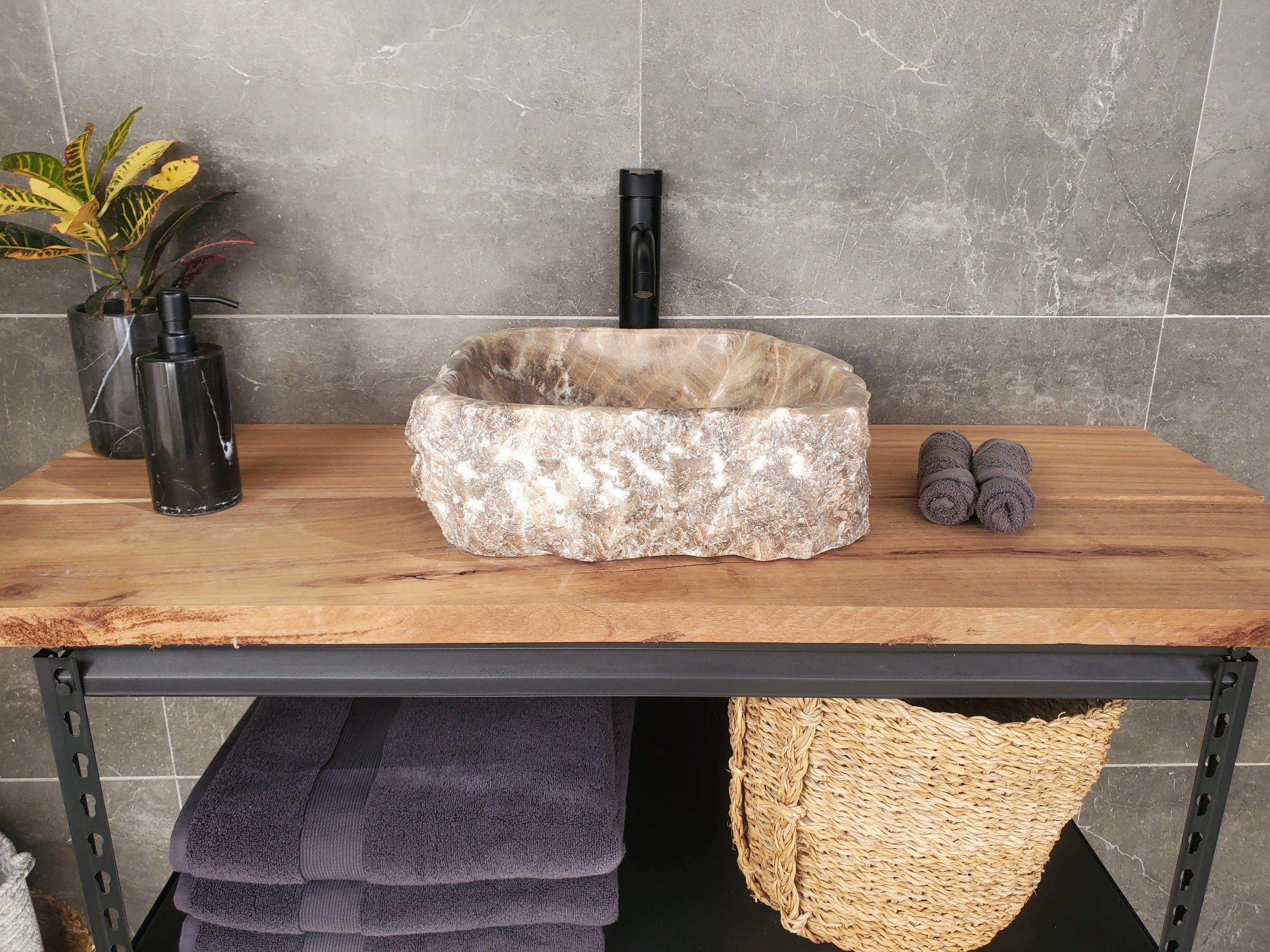 S33_12 Onyx Stone Vessel Sink - 15 x 14 inch