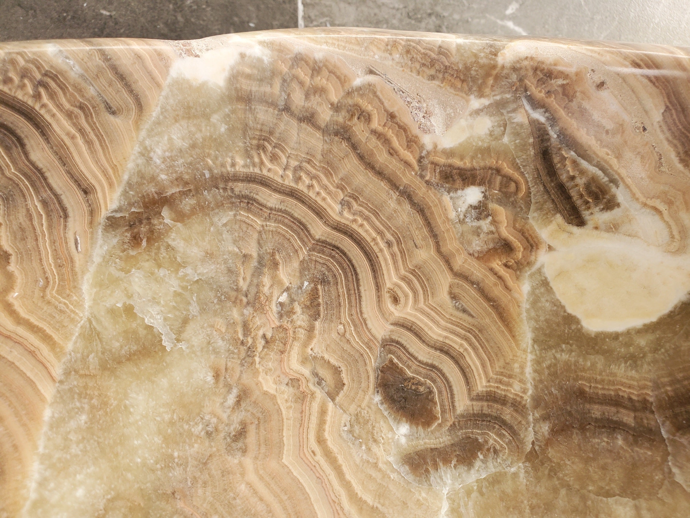 S34_07 Onyx Stone Vessel Sink