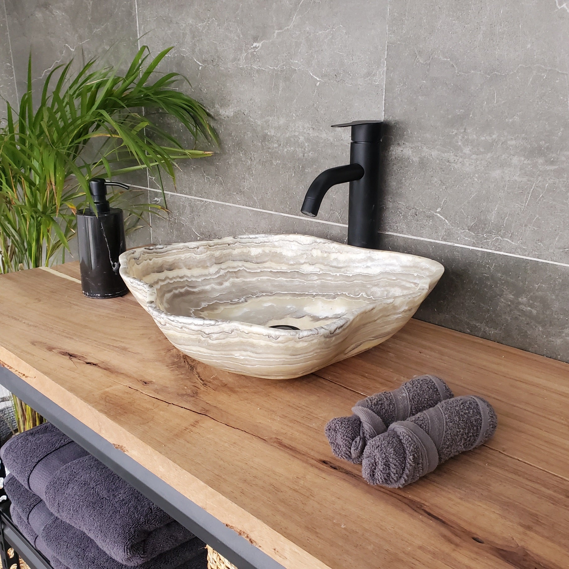 S33_34 Onyx Stone Vessel Bathroom Sink - 16.5 x 15 inch