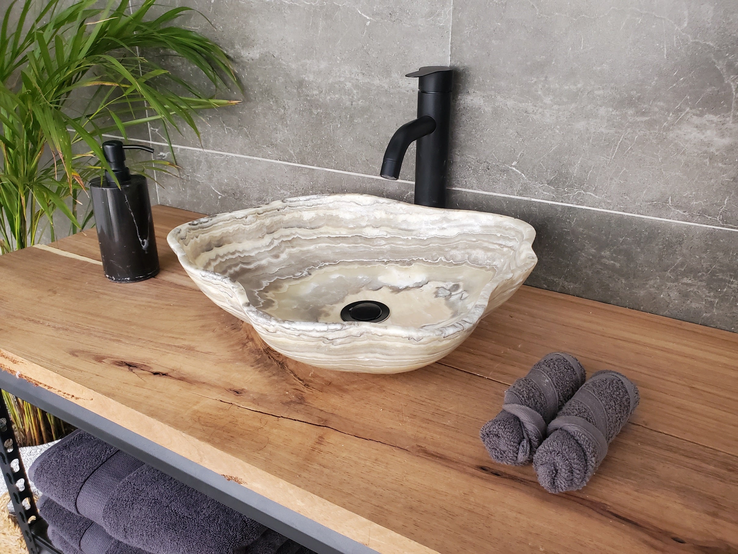 S33_34 Onyx Stone Vessel Bathroom Sink - 16.5 x 15 inch