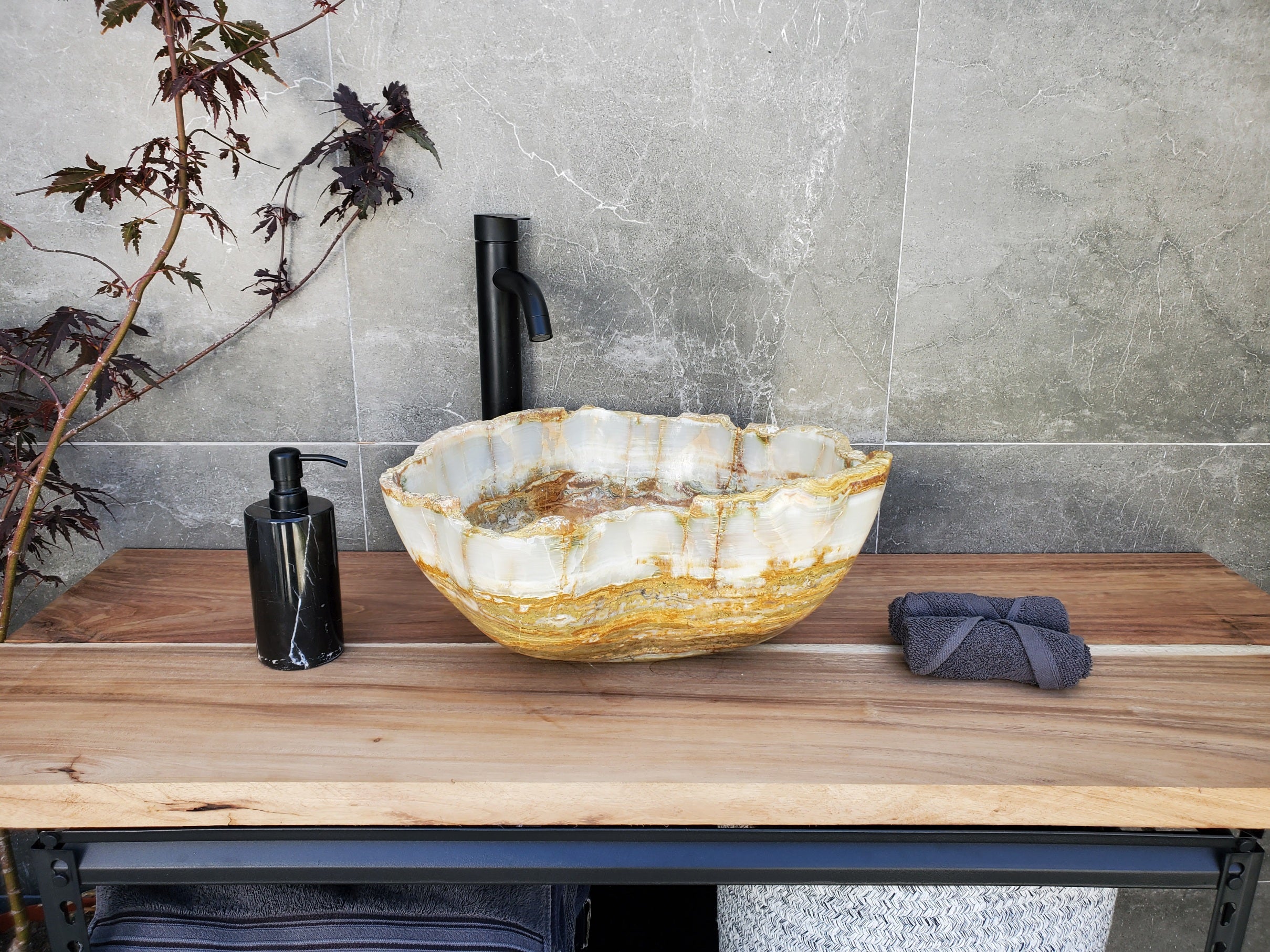 S30_01 Onyx Stone Vessel Bathroom Sink- 17 x 14 inch