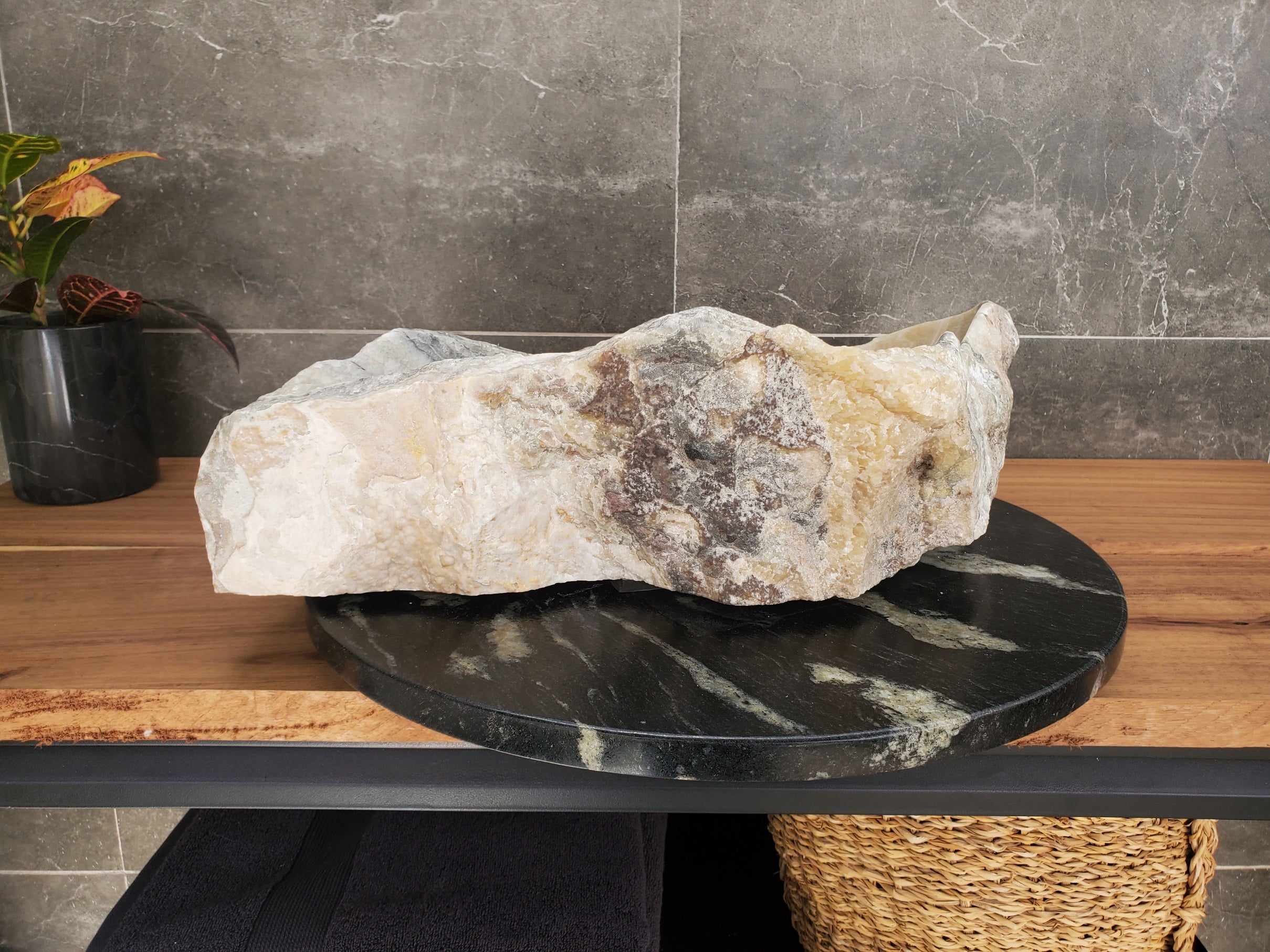 S34_05 Onyx Stone Vessel Sink - 22 x 13 inch