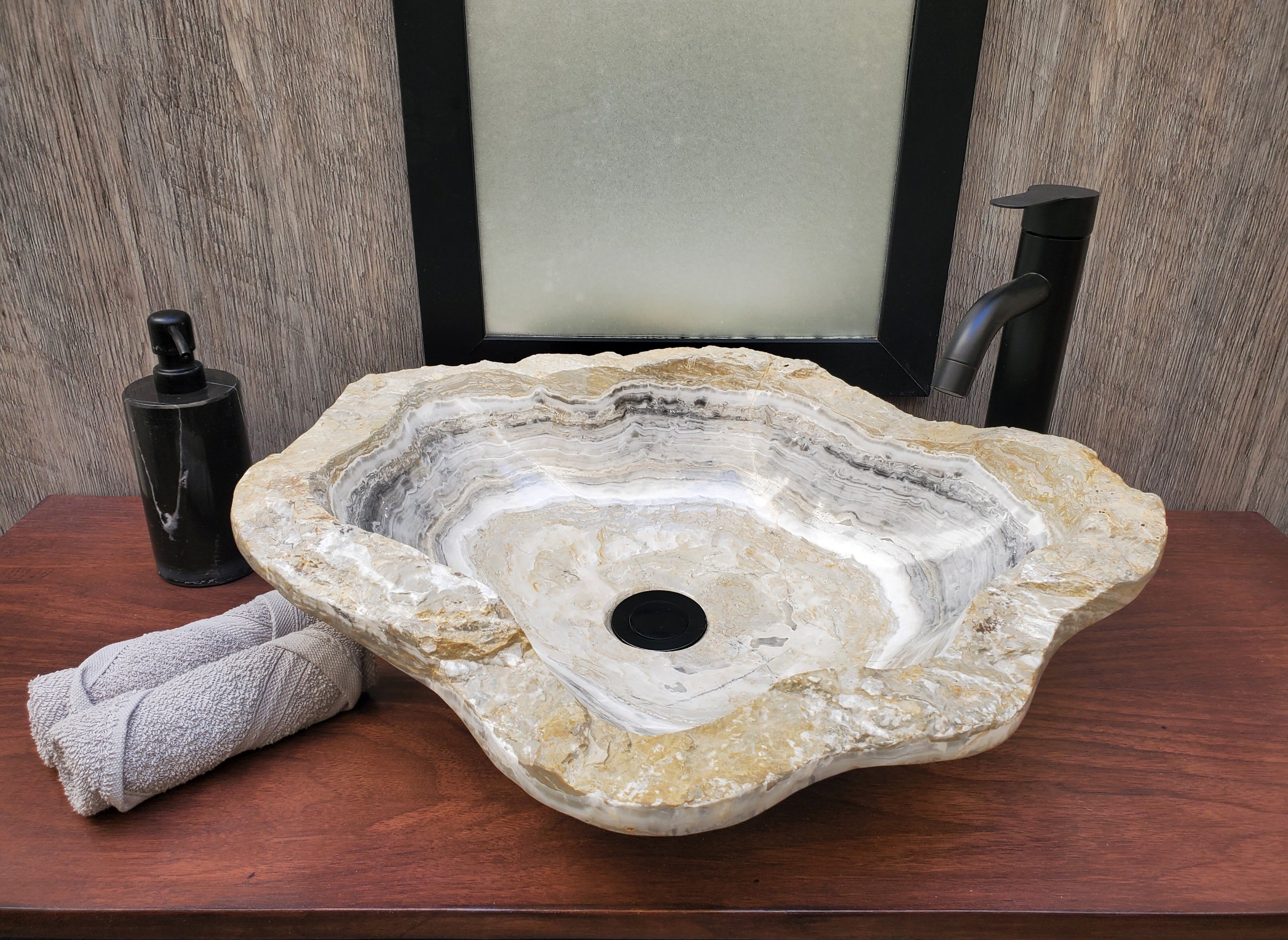 S23_10 Onyx Stone Vessel Bathroom Sink - 20 x 17 inch