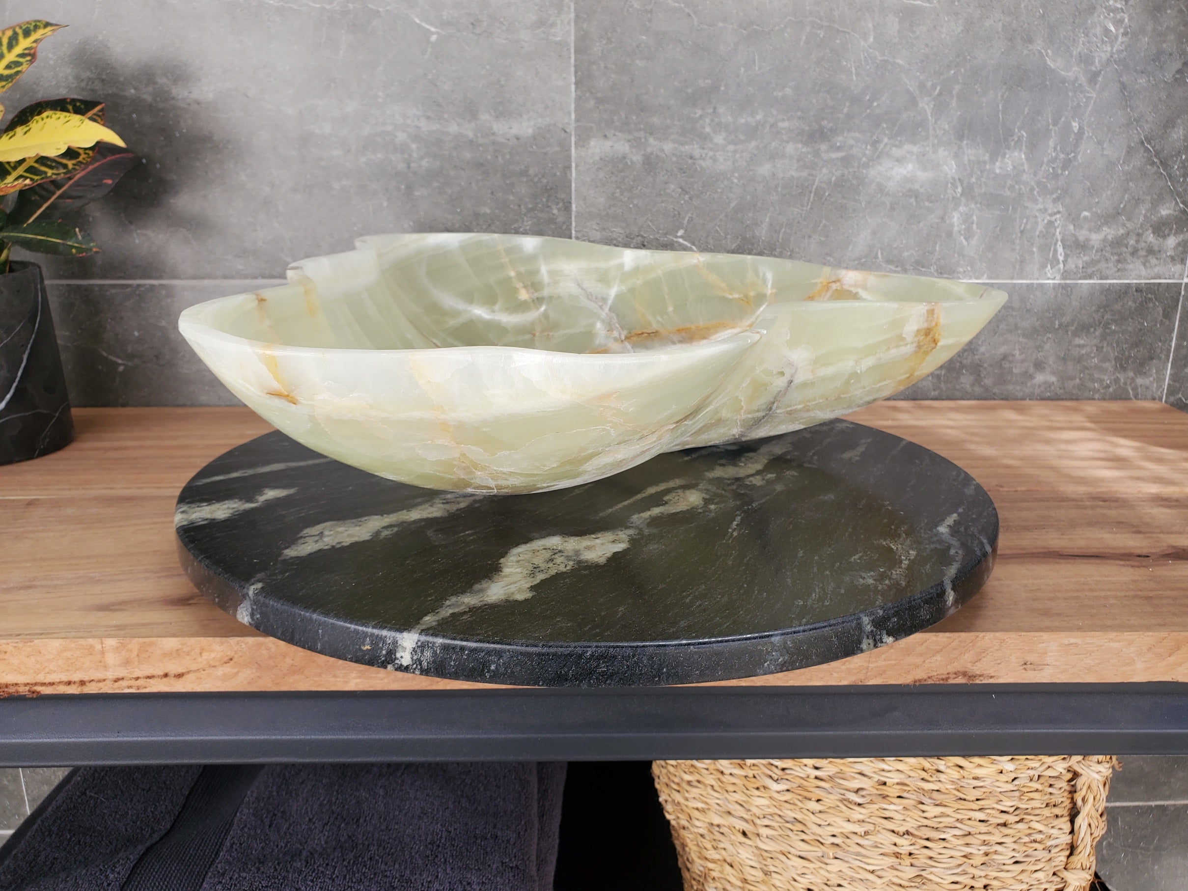 S33_21 Green Onyx Bathroom Vessel Sink - 21 x 18.5 inch