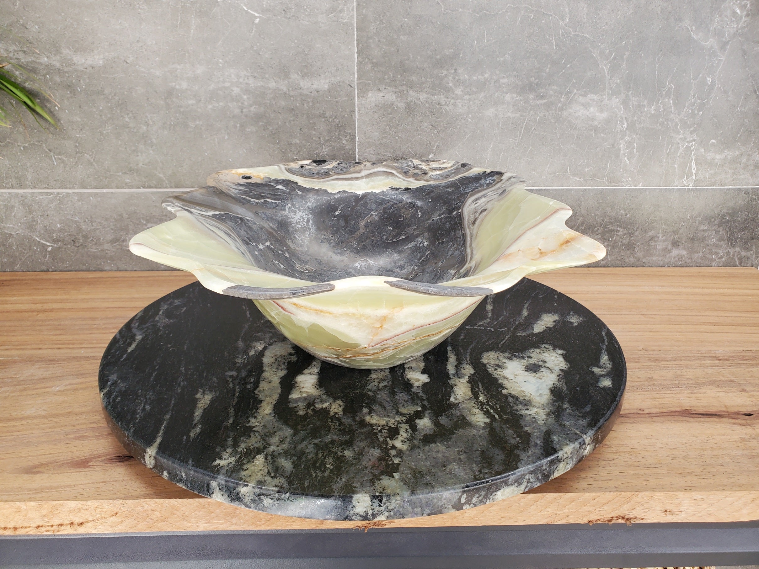S33_55 Green Onyx Bathroom Vessel Sink - 18.5 x 14.5 inch