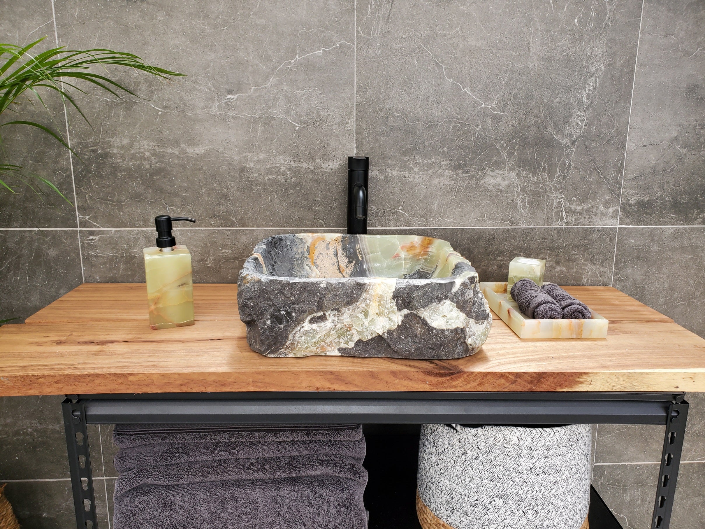 S30_36 Onyx Stone Vessel Bathroom Sink - 15.5 x 14.5