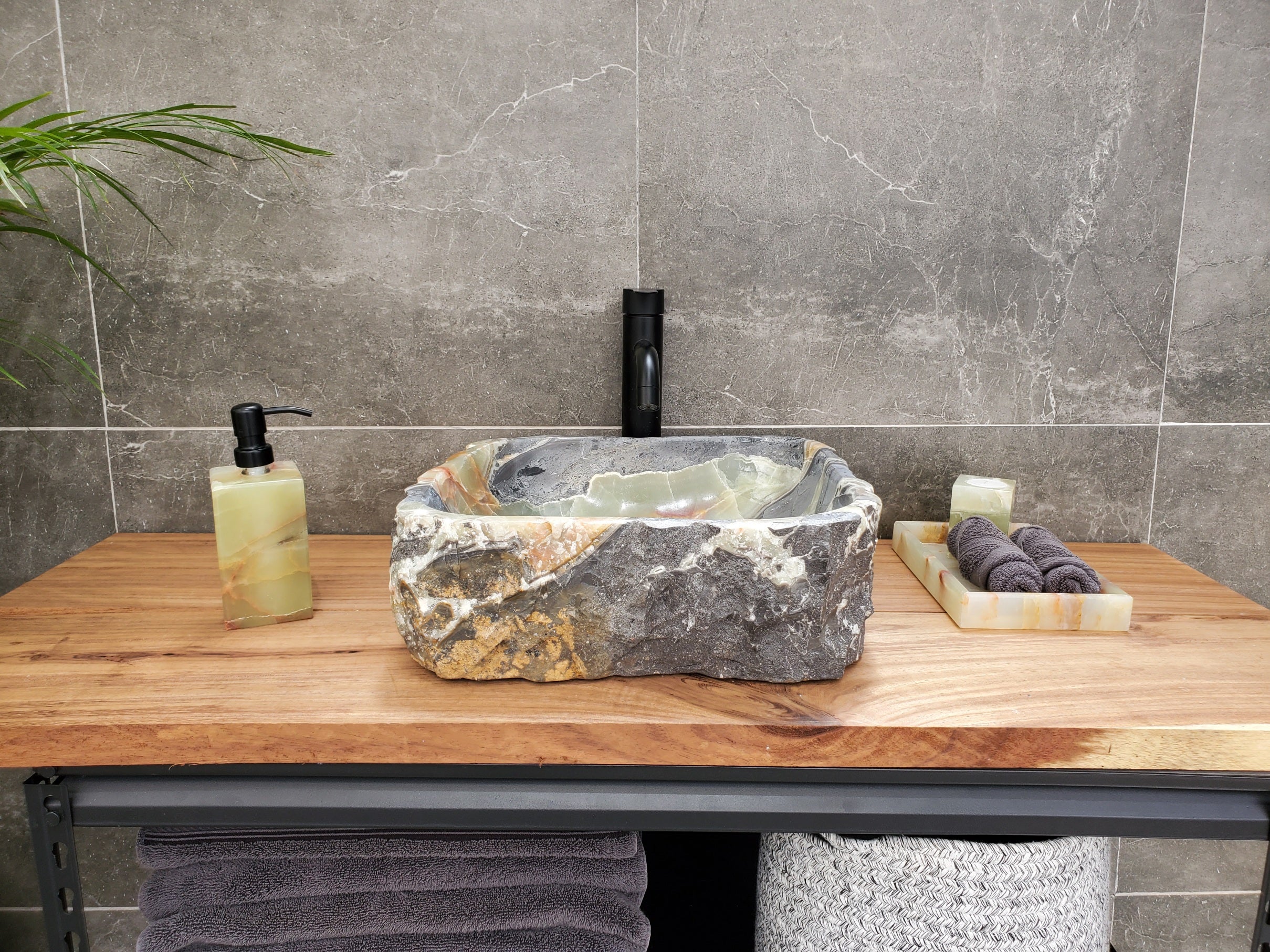 S30_37 Onyx Stone Vessel Bathroom Sink