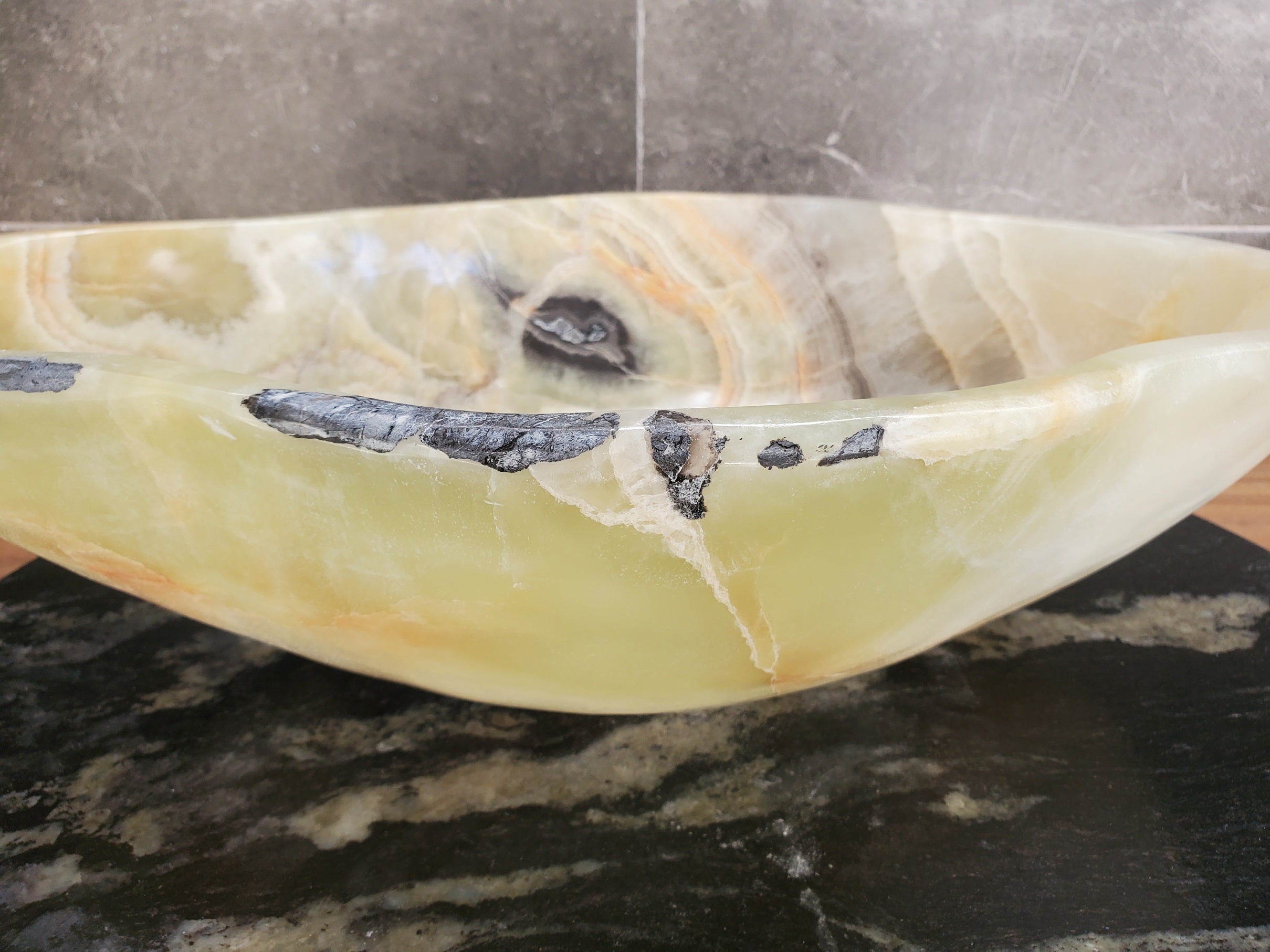 S33_25 Light Green Onyx Bathroom Vessel Sink - 18 x 12 inch