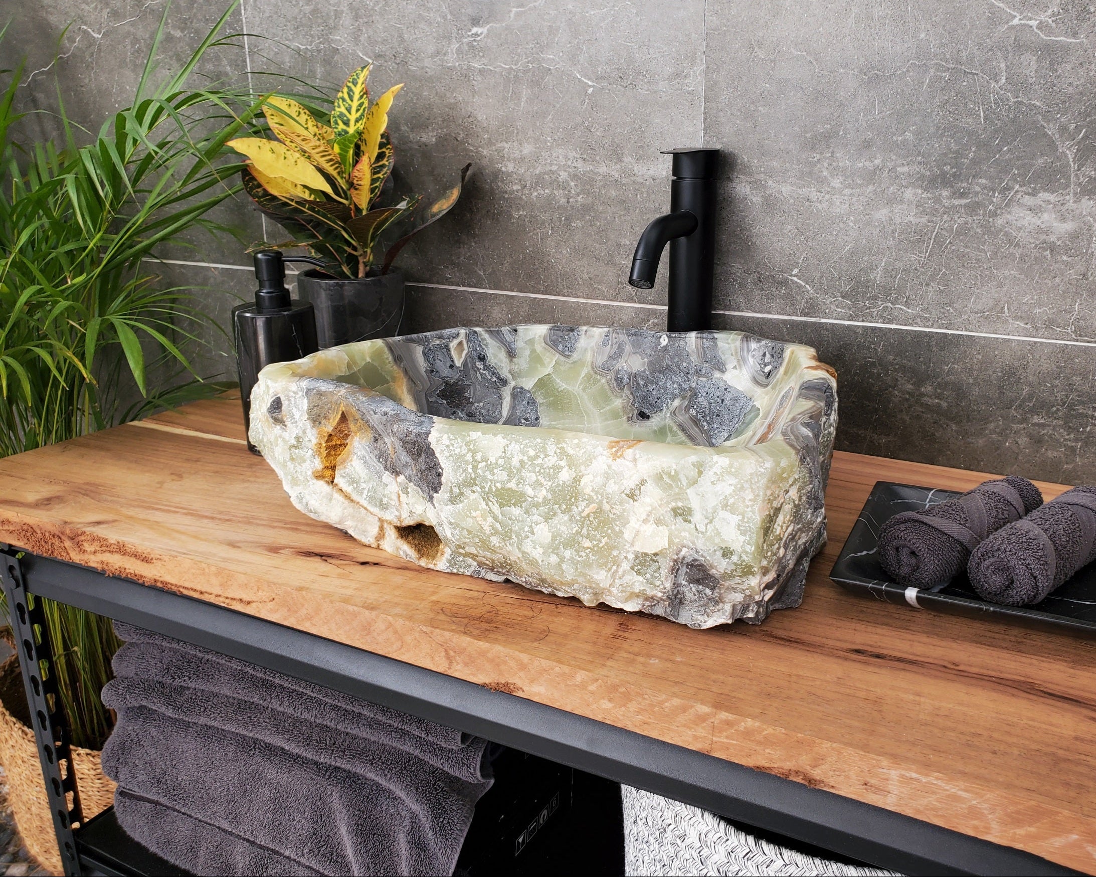 S31_30 Onyx Stone Vessel Bathroom Sink - 17 x 15 inch