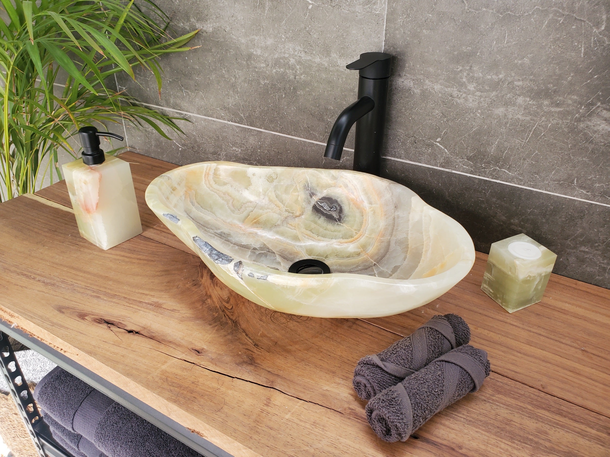 S33_25 Light Green Onyx Bathroom Vessel Sink - 18 x 12 inch