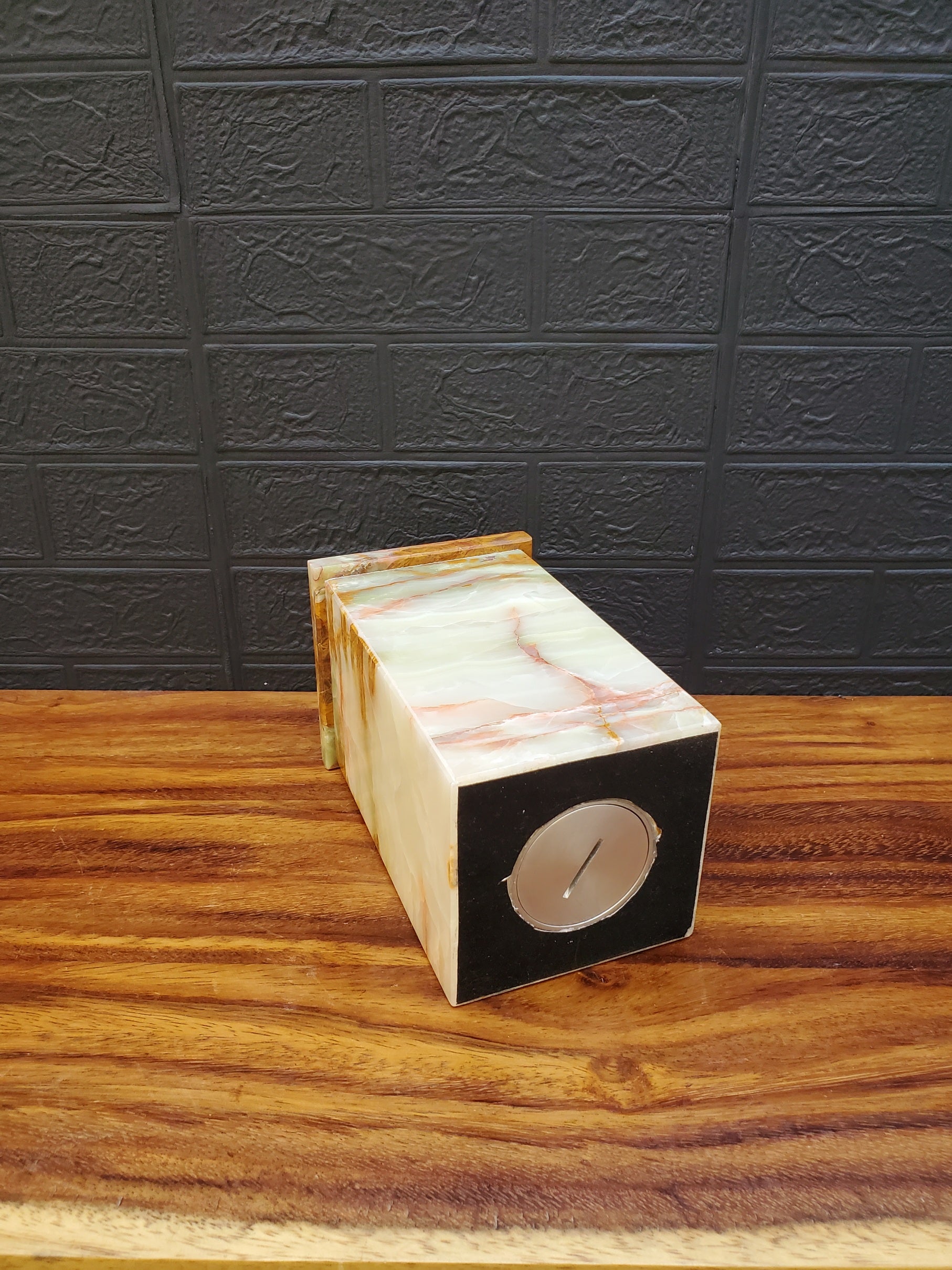 Green and Brown Onyx Memorial Cremation Urn with Lid, 300 Cubic Inch Accessories