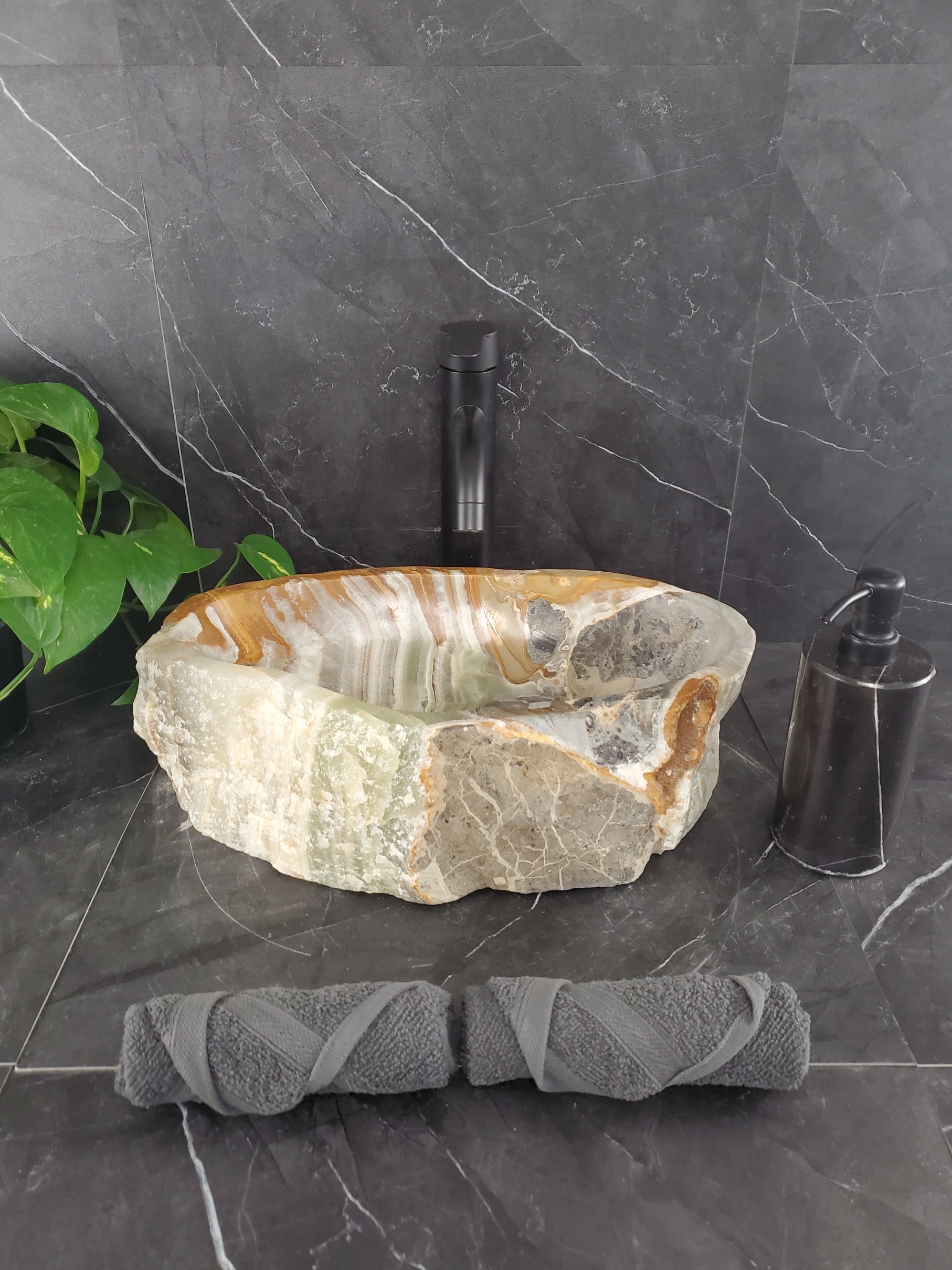 S25_17 Onyx Stone Vessel Bathroom Sink