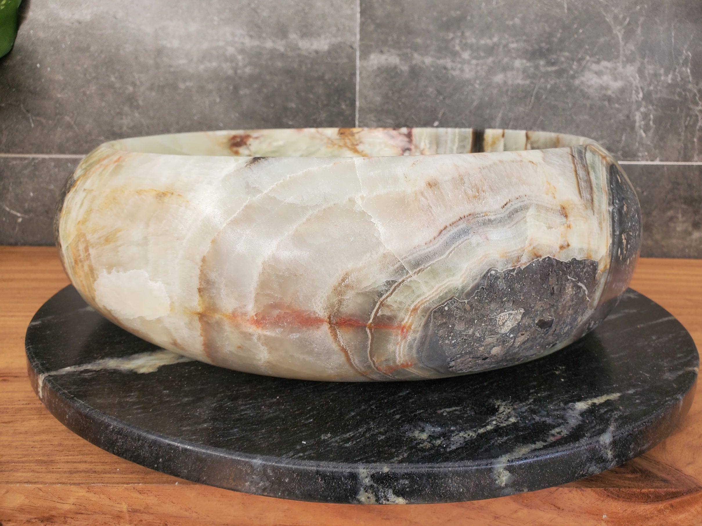 S31_16 Onyx Stone Vessel Bathroom Sink - Round