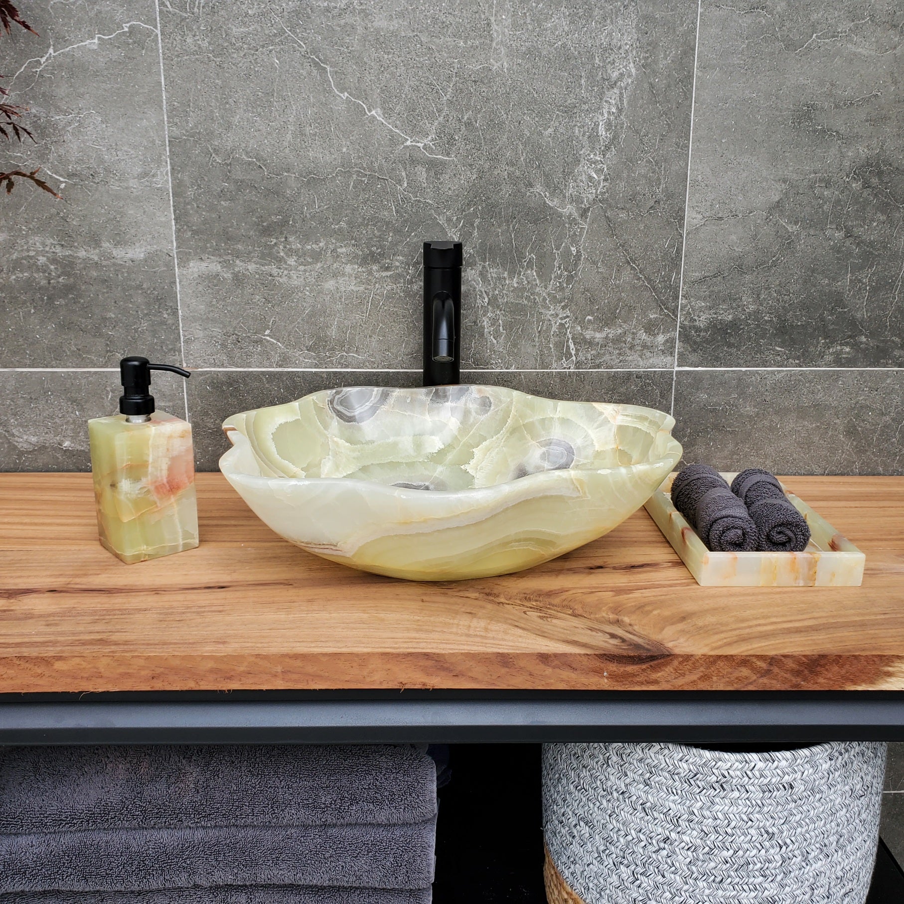 S30_13 Onyx Stone Vessel Bathroom Sink