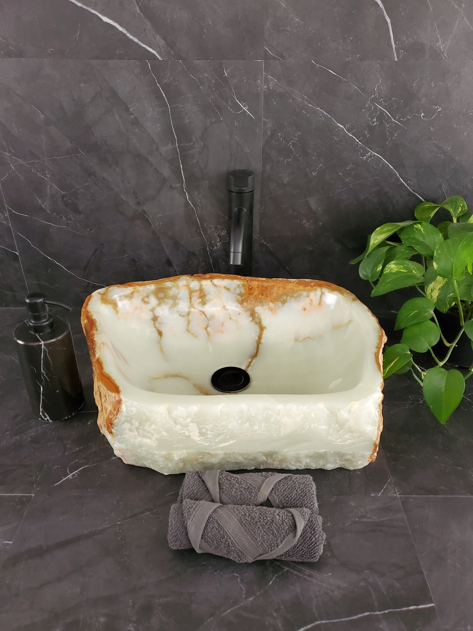 S25_25 Onyx Stone Vessel Bathroom Sink