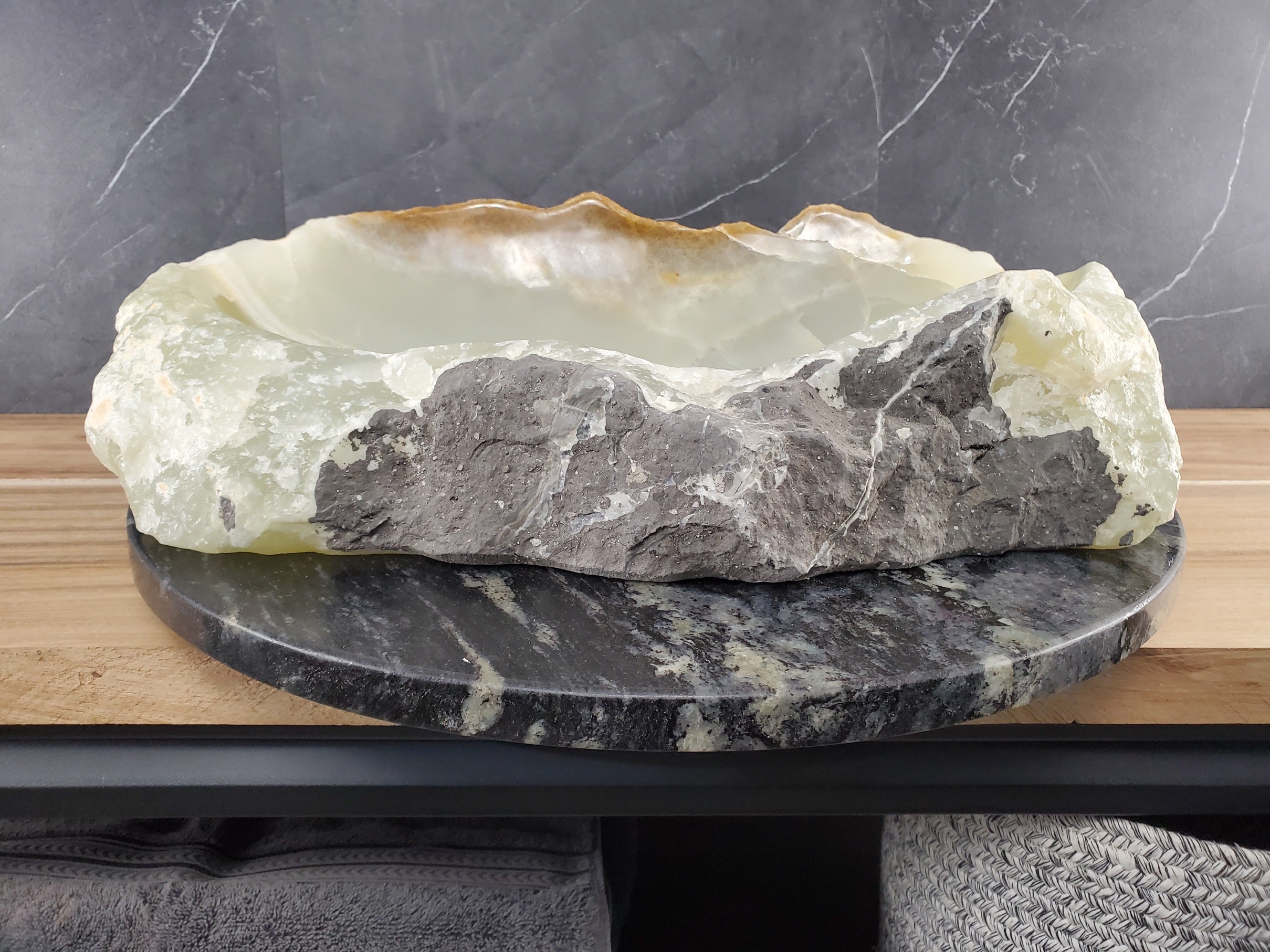 S28_16 Onyx Stone Vessel Bathroom Sink