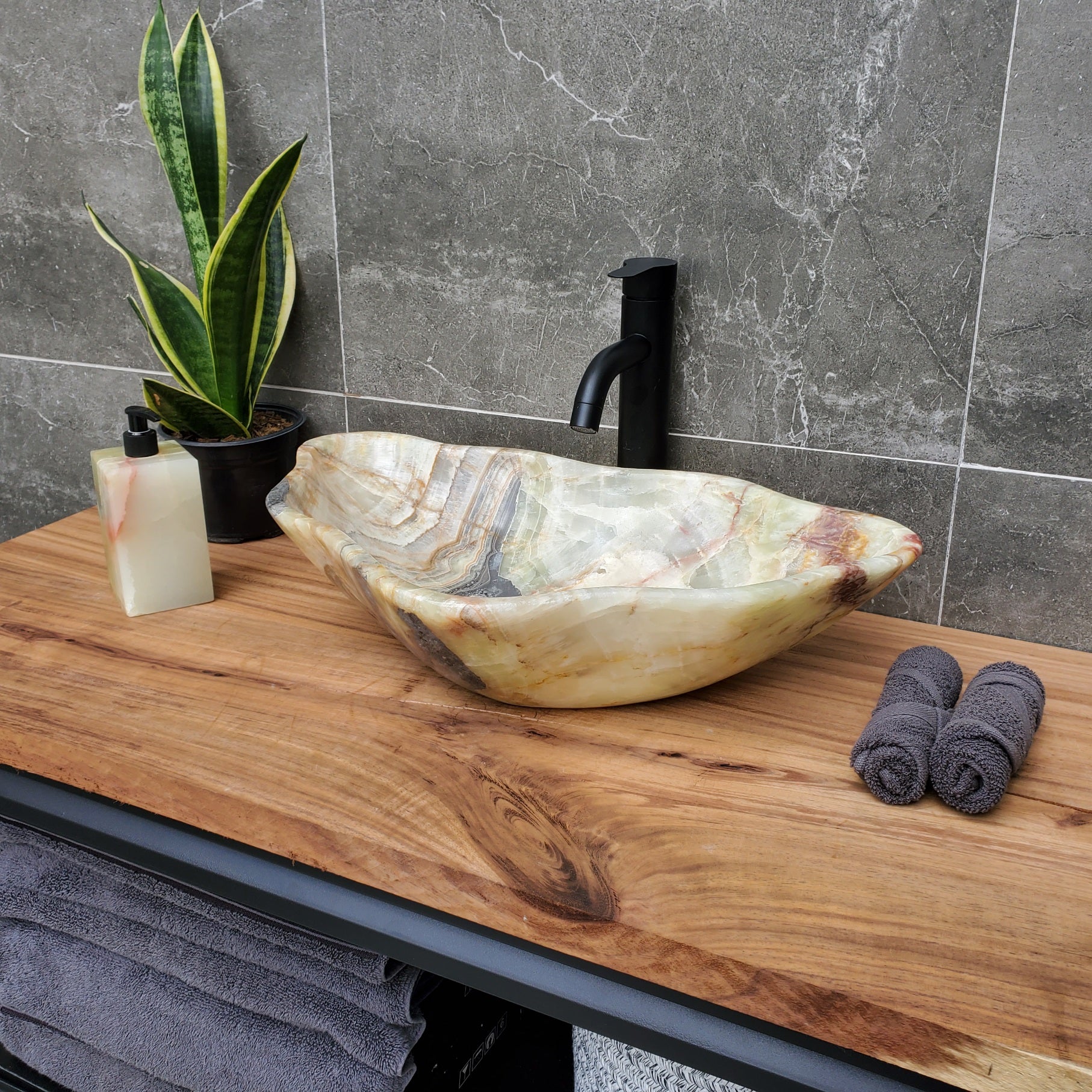 S31_02 Onyx Stone Vessel Bathroom Sink - 21.5 x 13.5 inch