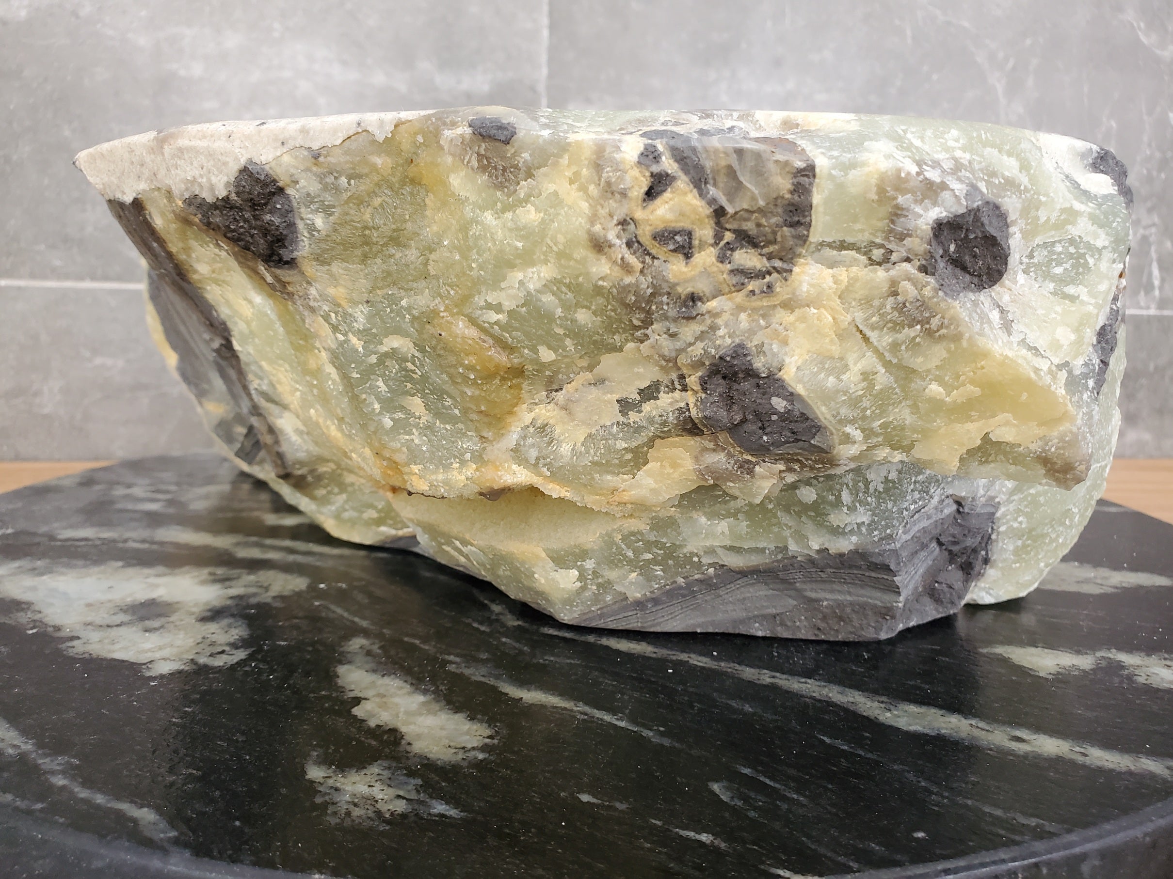 S31_25 Onyx Stone Vessel Bathroom Sink - 16 x 11.5 inch