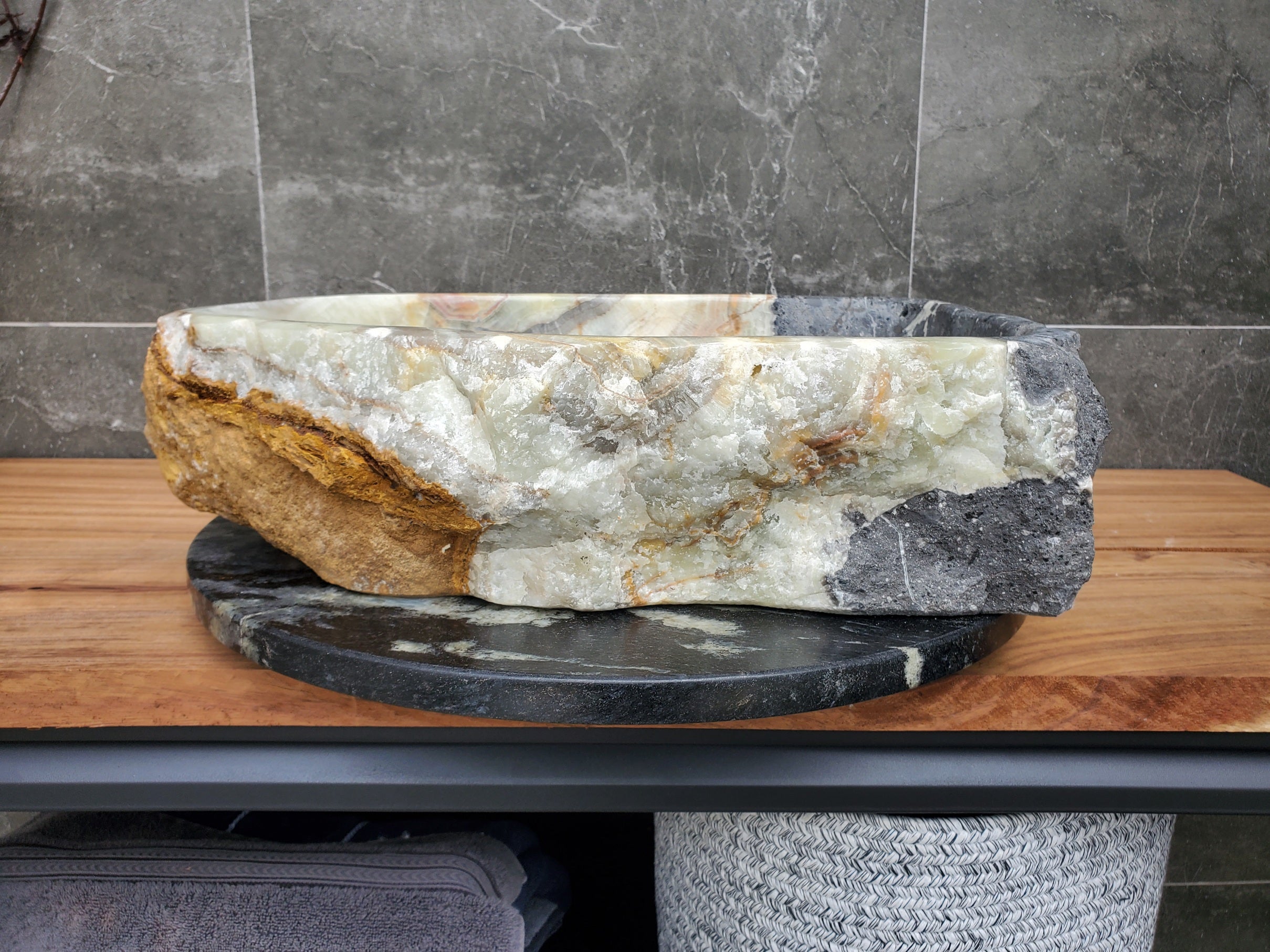 S30_26 Onyx Stone Vessel Bathroom Sink