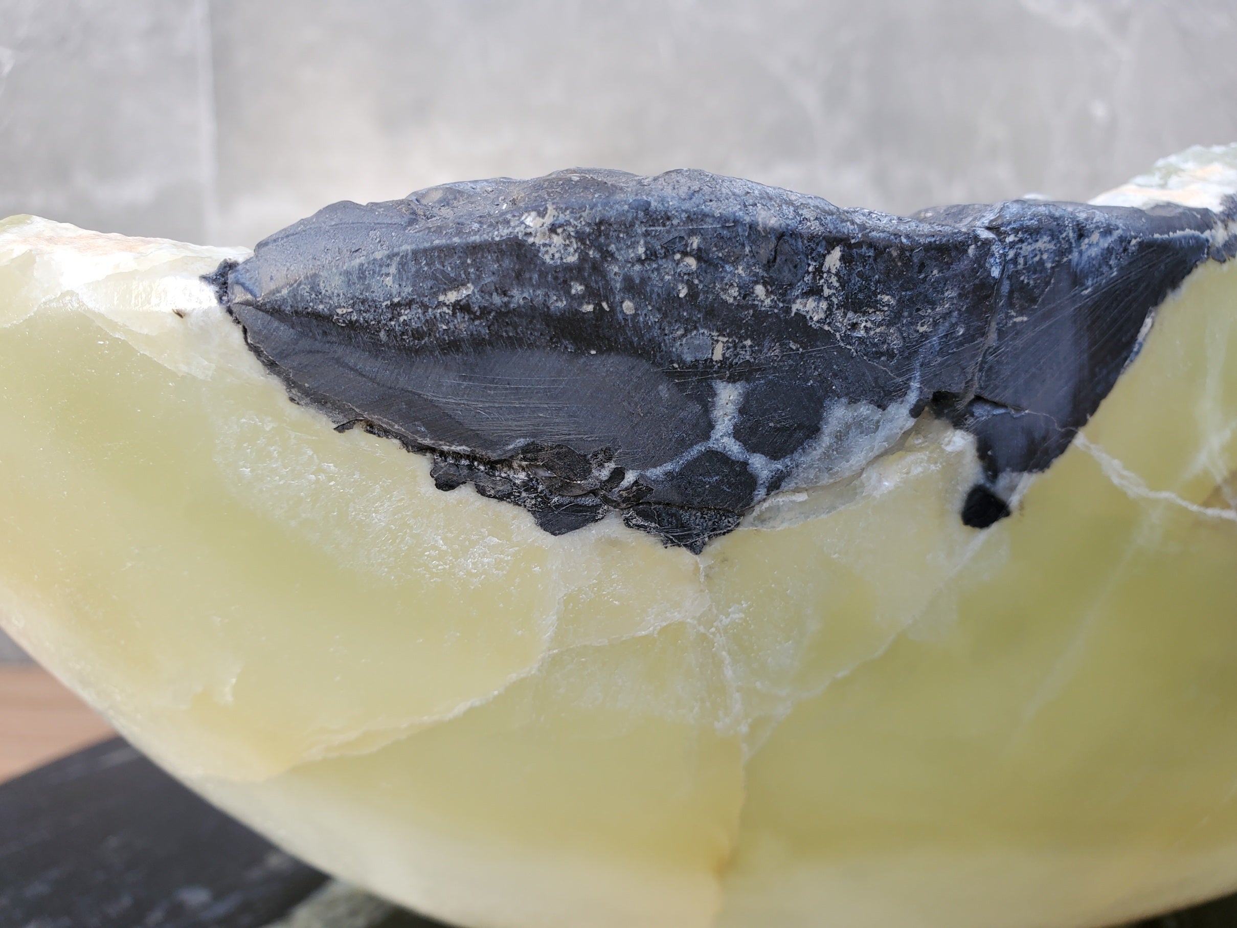 S29_19 Onyx Stone Vessel Bathroom Sink - 18 x 15 inch