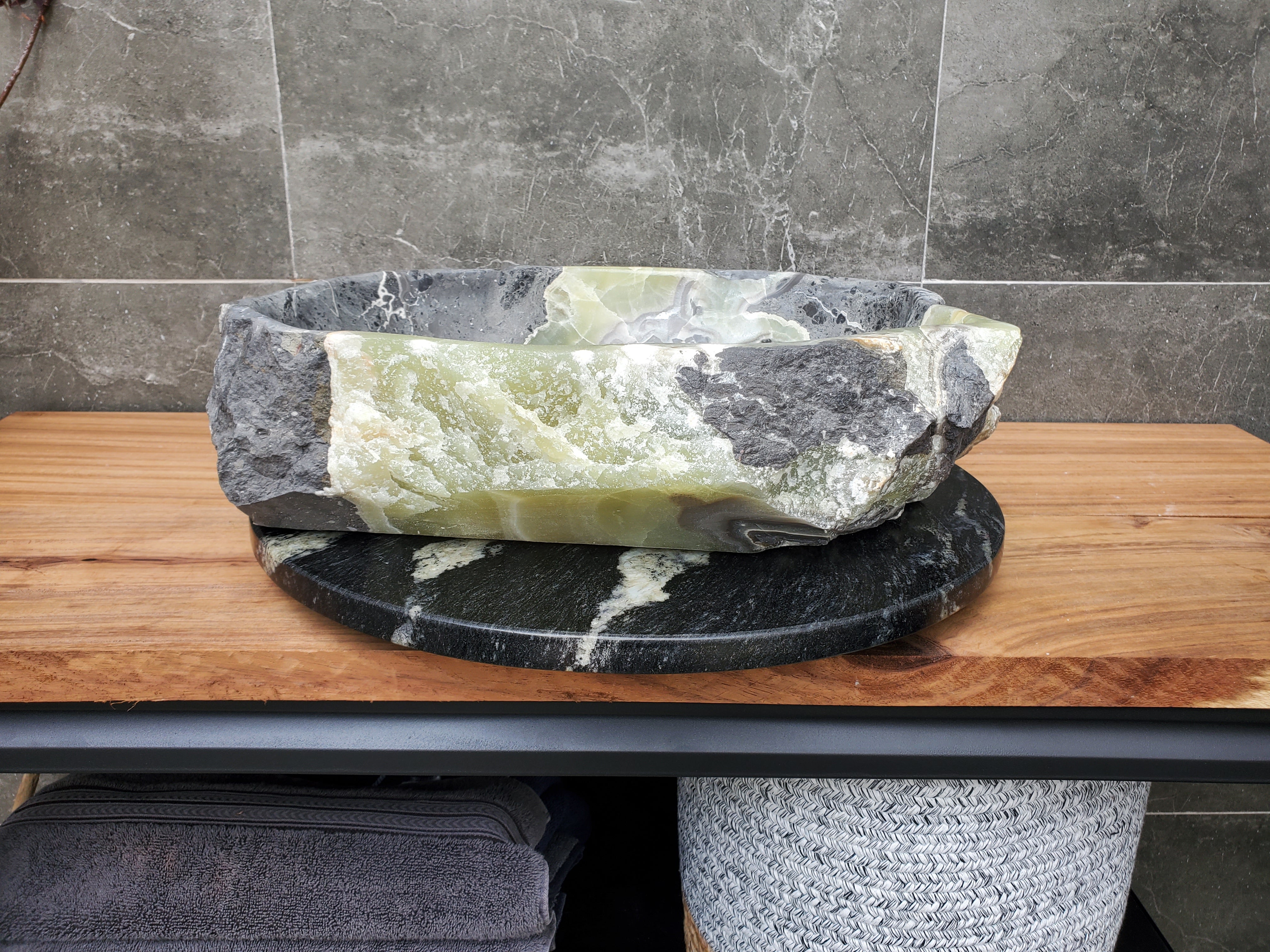 S30_27 Onyx Stone Vessel Bathroom Sink