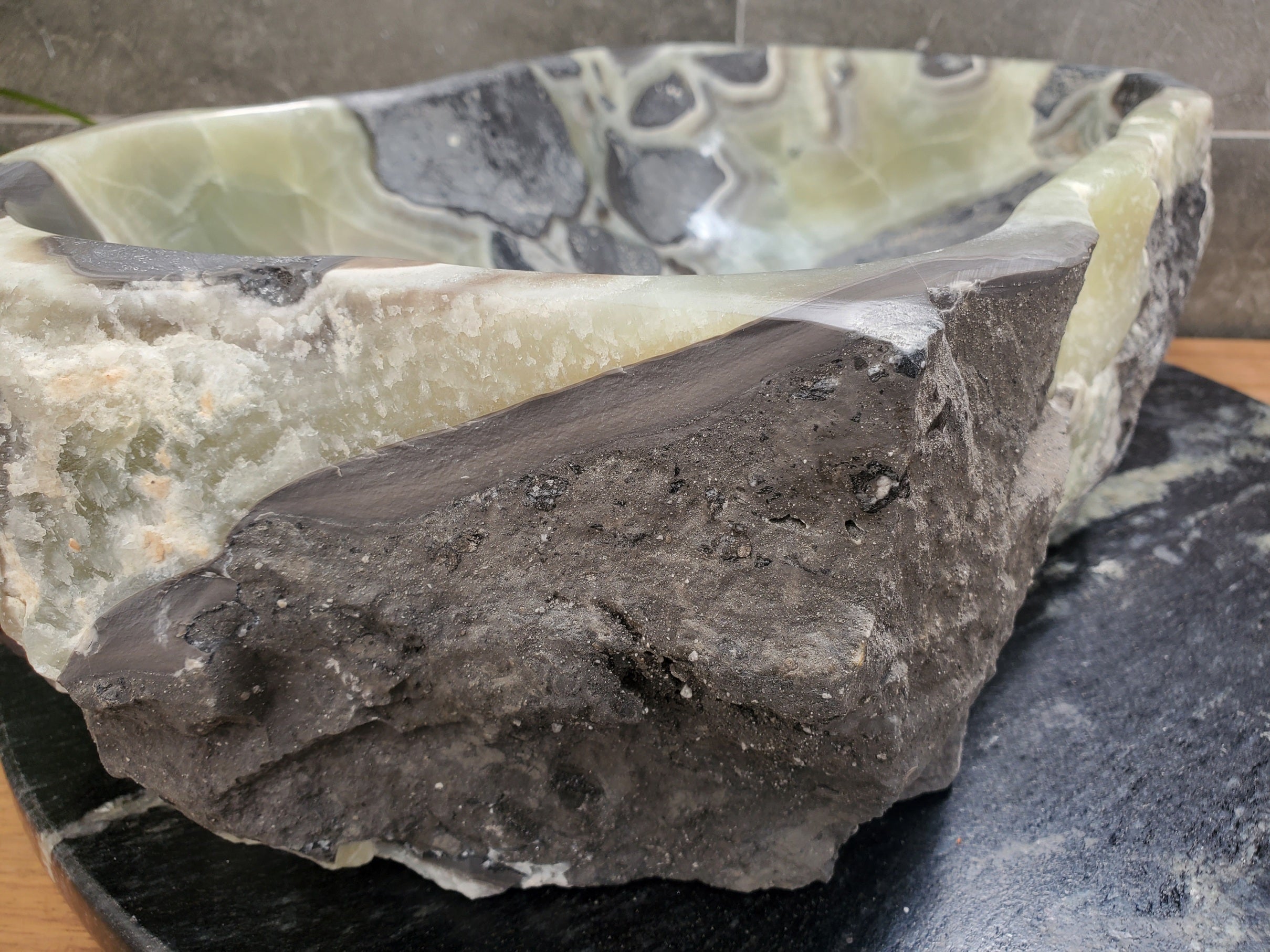 S31_24 Onyx Stone Vessel Bathroom Sink - 17 x 11 inch