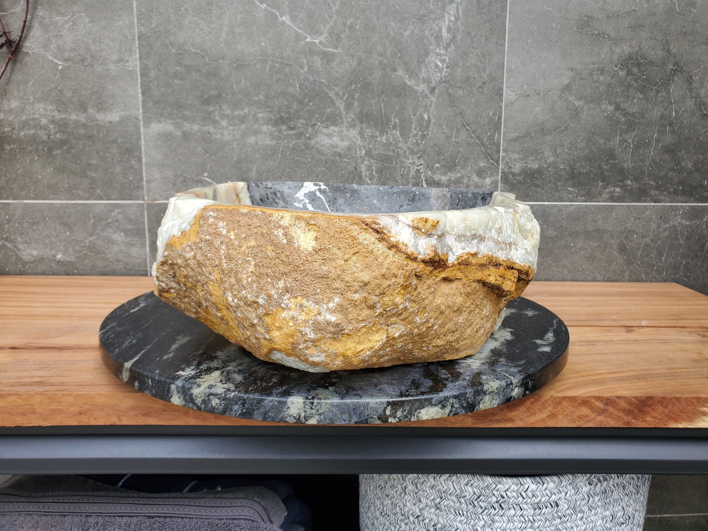 S30_26 Onyx Stone Vessel Bathroom Sink