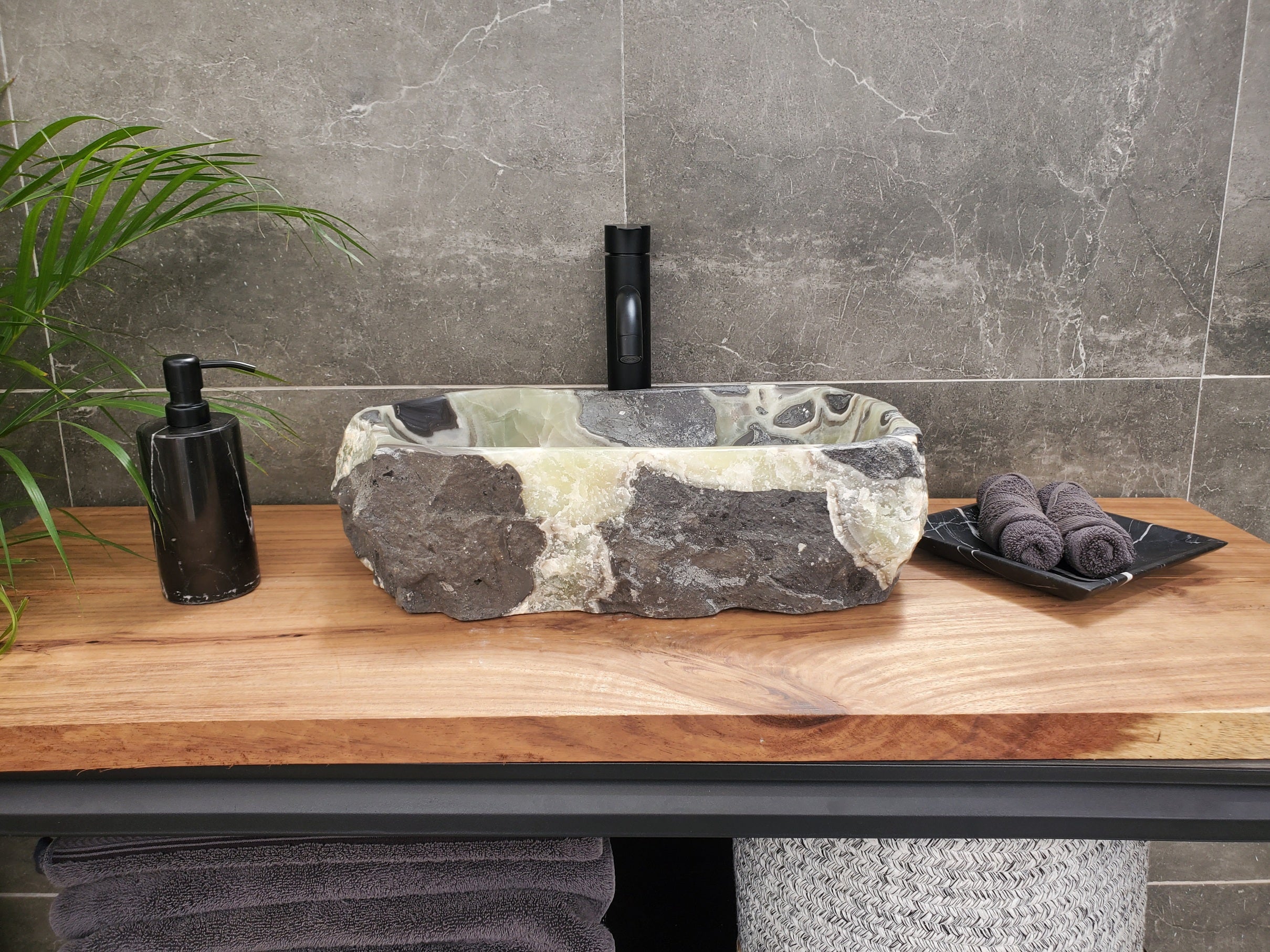 S31_24 Onyx Stone Vessel Bathroom Sink - 17 x 11 inch