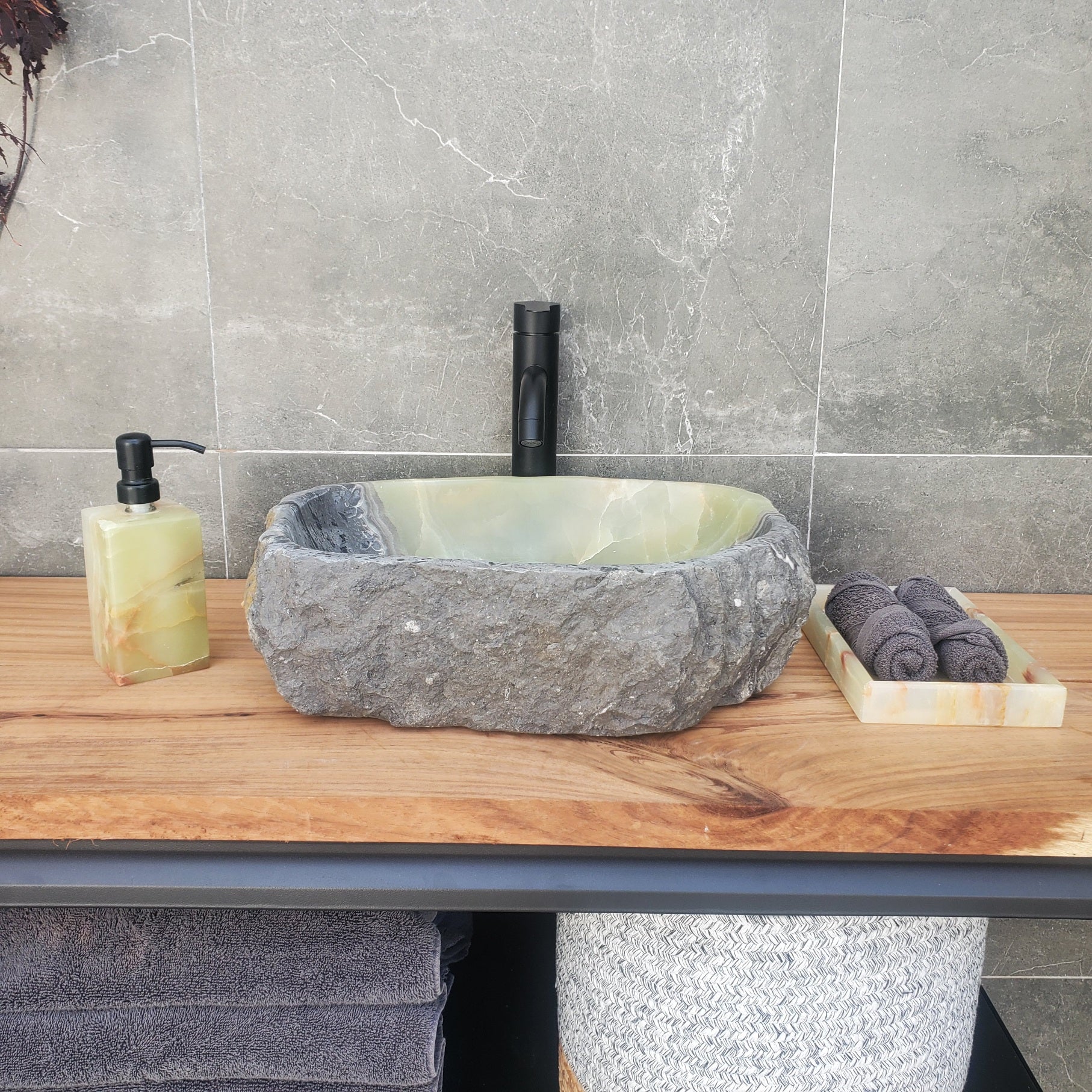 S30_20 Onyx Stone Vessel Bathroom Sink