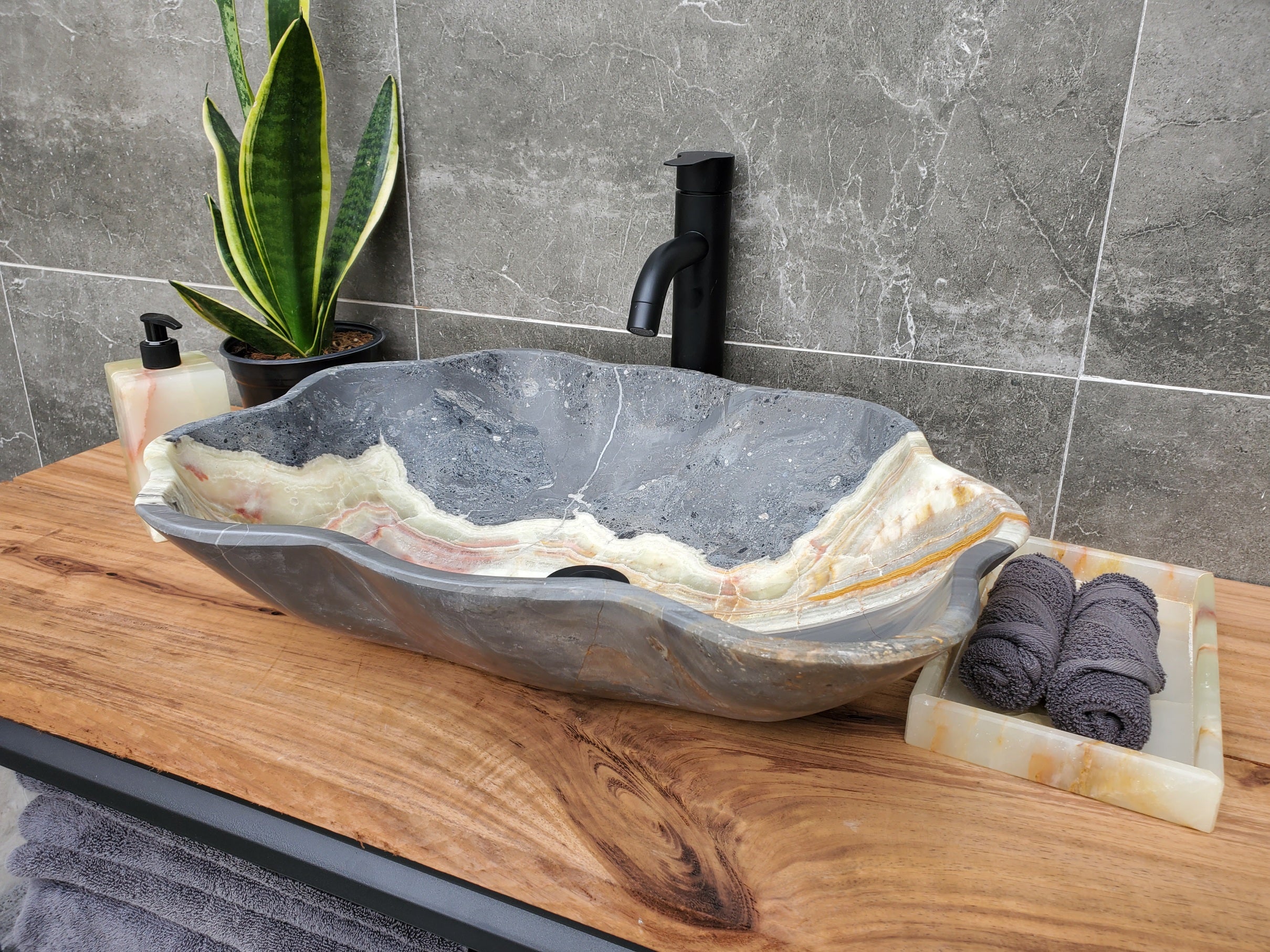 S30_33 Onyx Stone Vessel Bathroom Sink