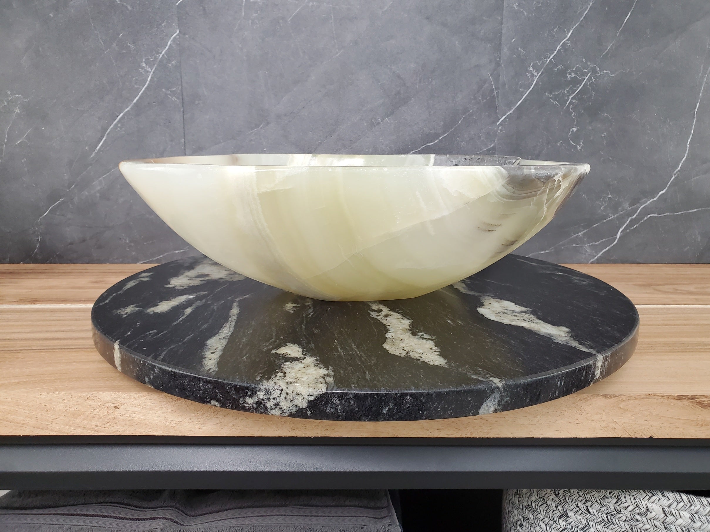 S28_08 Onyx Stone Vessel Bathroom Sink - 19 x 15.5 inch