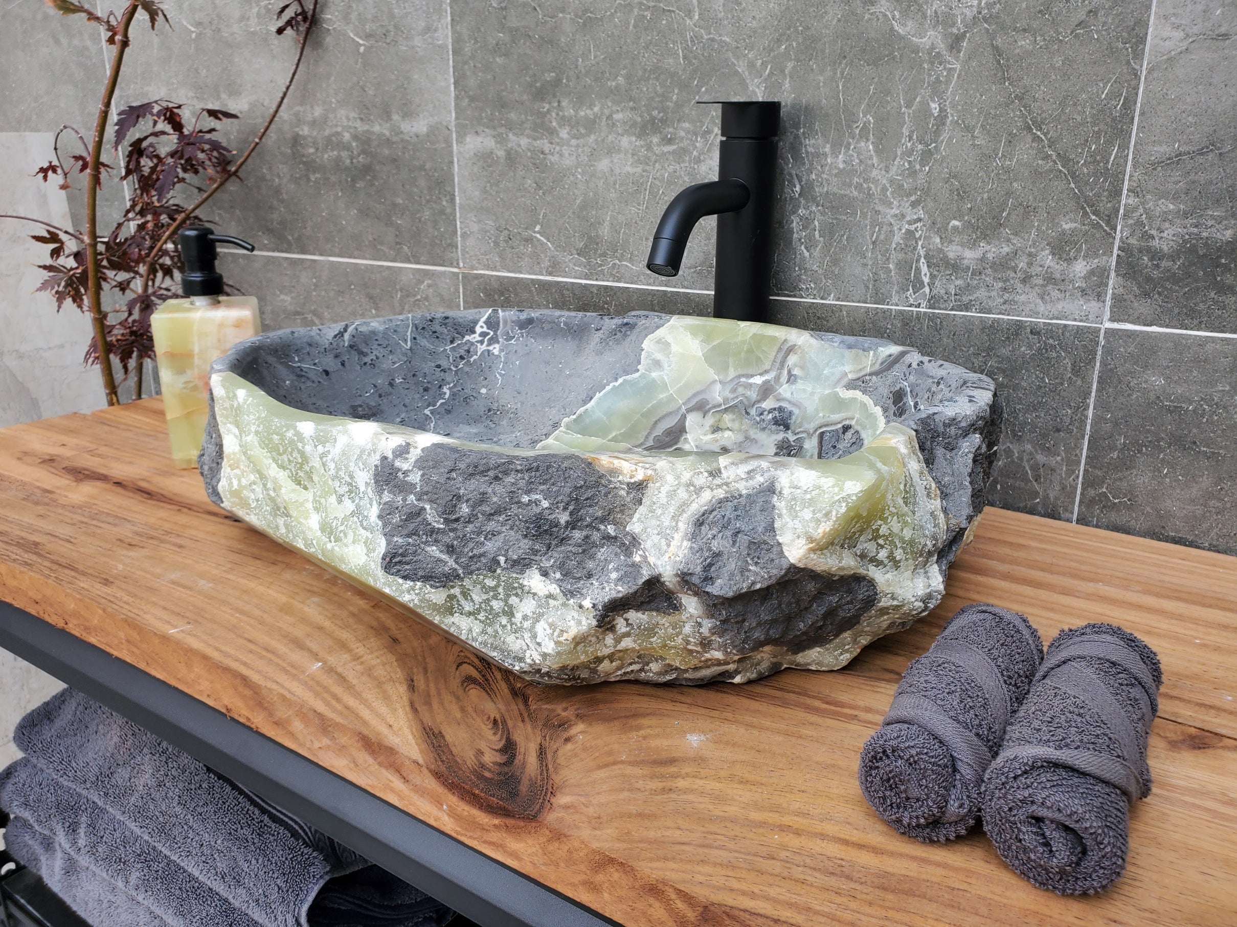 S30_27 Onyx Stone Vessel Bathroom Sink