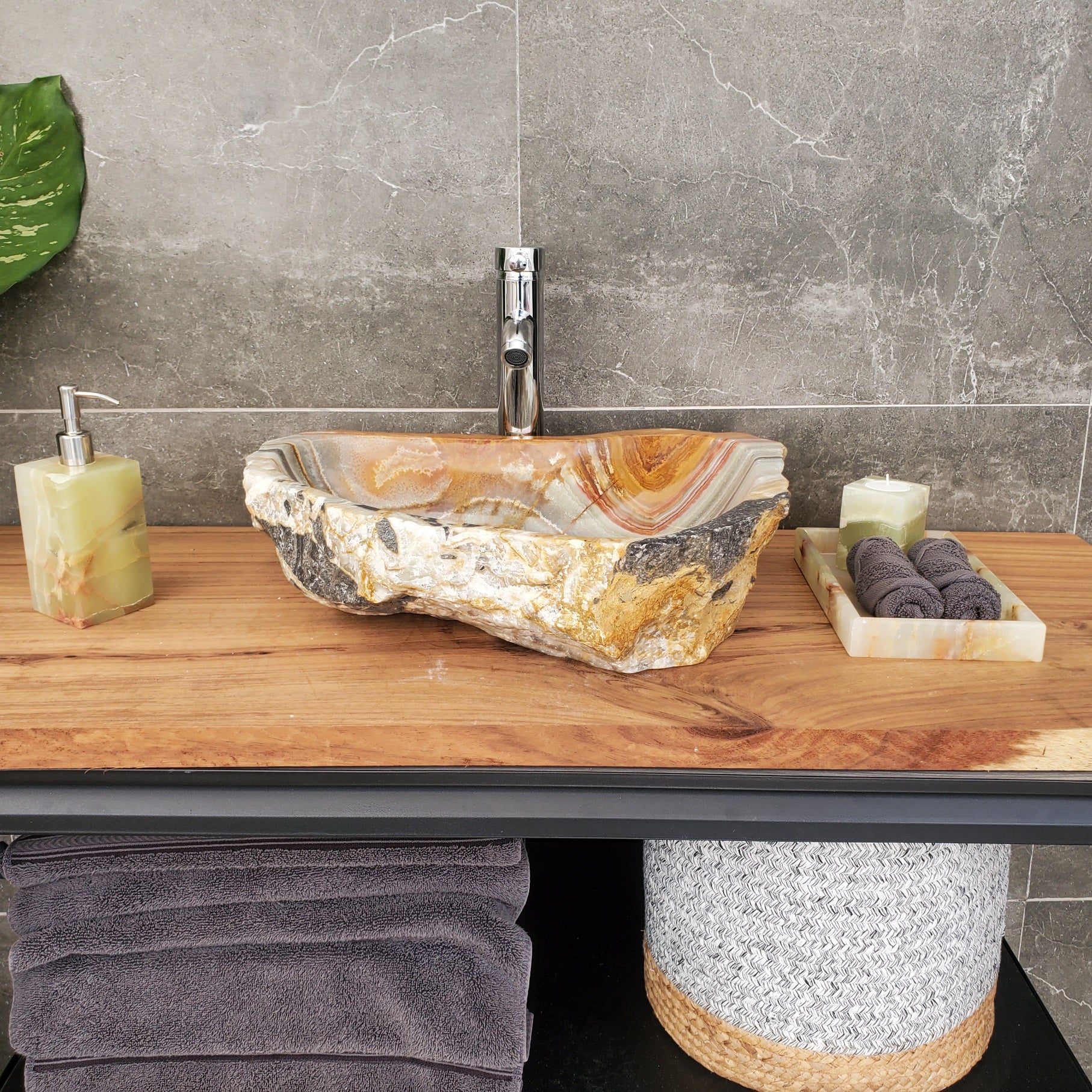 S31_19 Onyx Stone Vessel Bathroom Sink