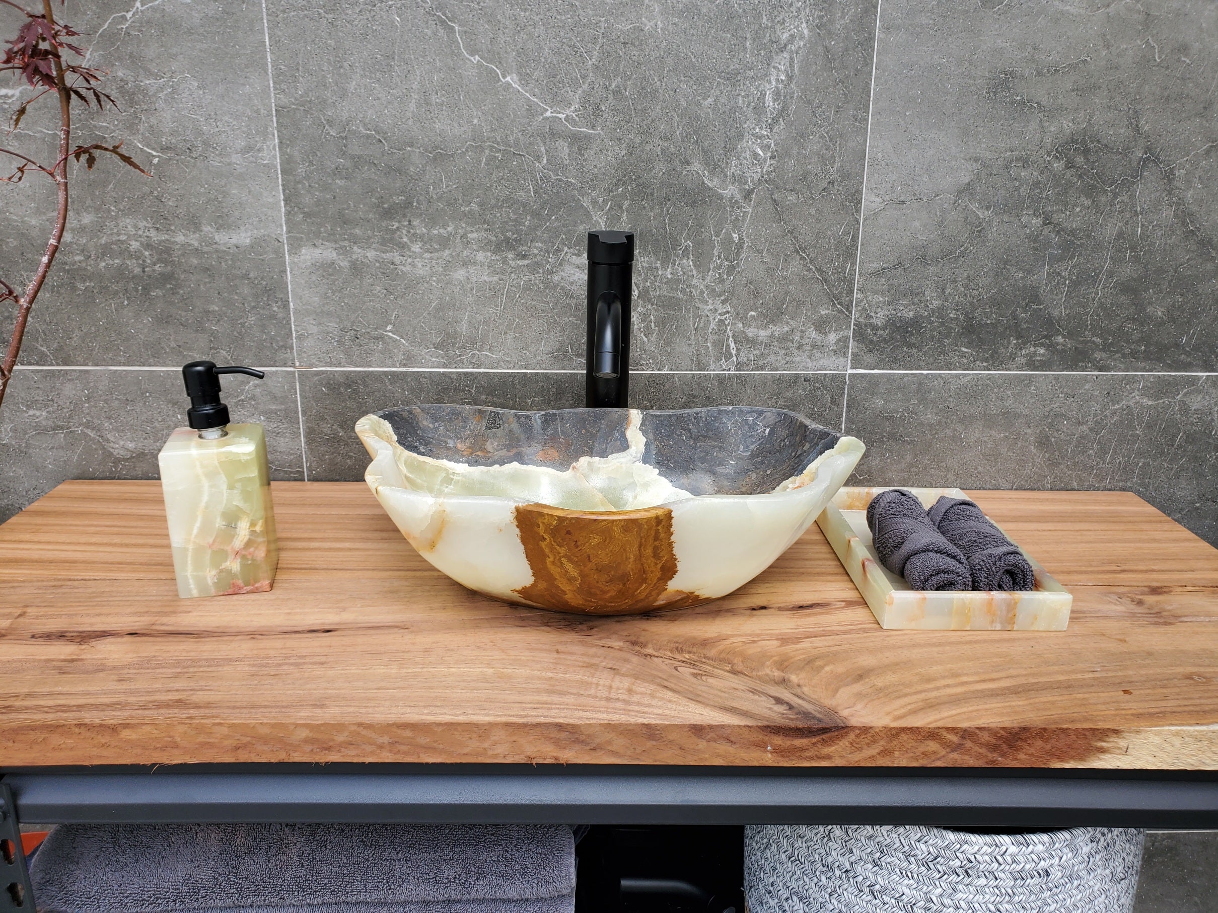 S30_17 Onyx Stone Vessel Bathroom Sink