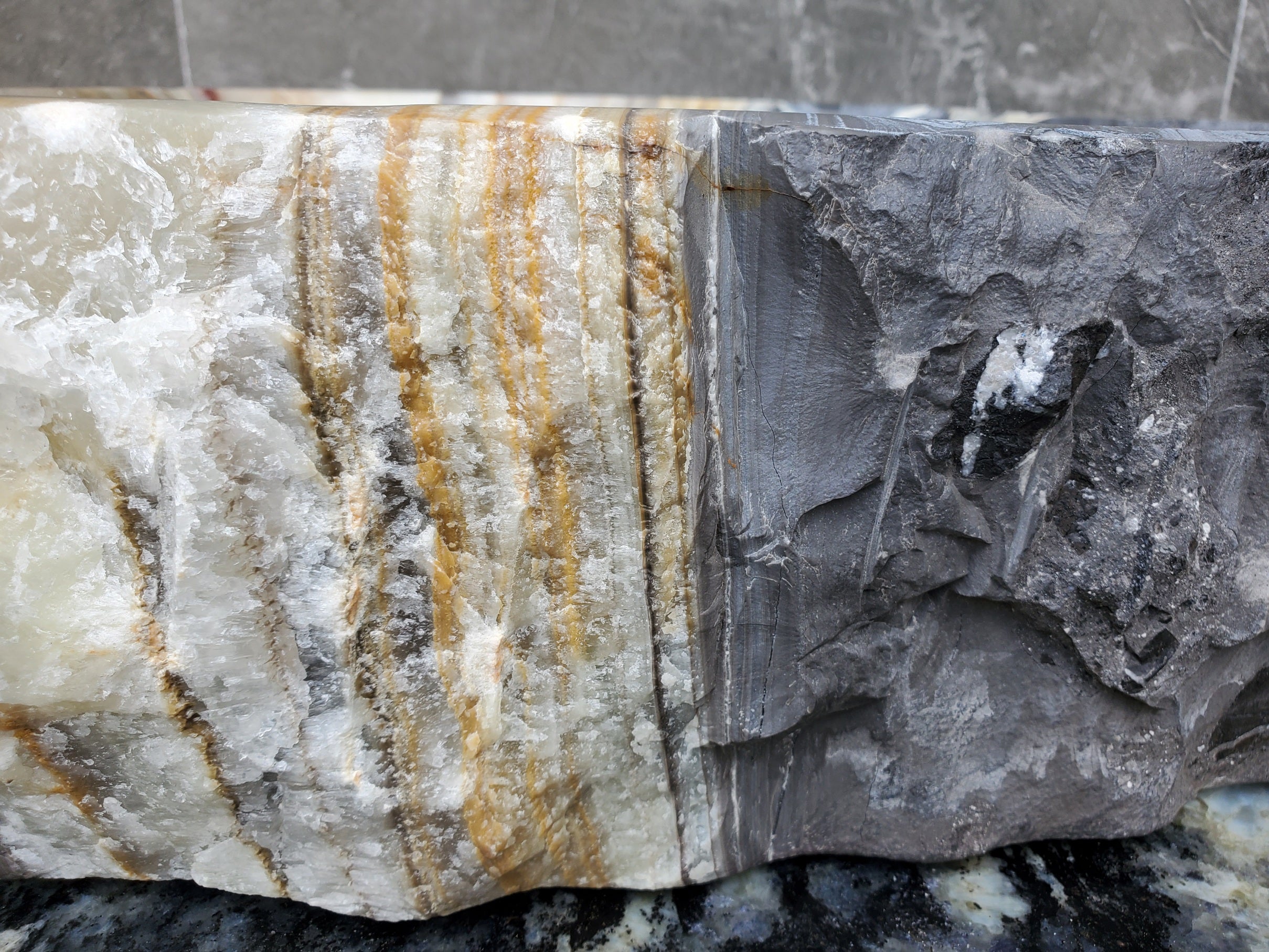 S30_24 Onyx Stone Vessel Bathroom Sink