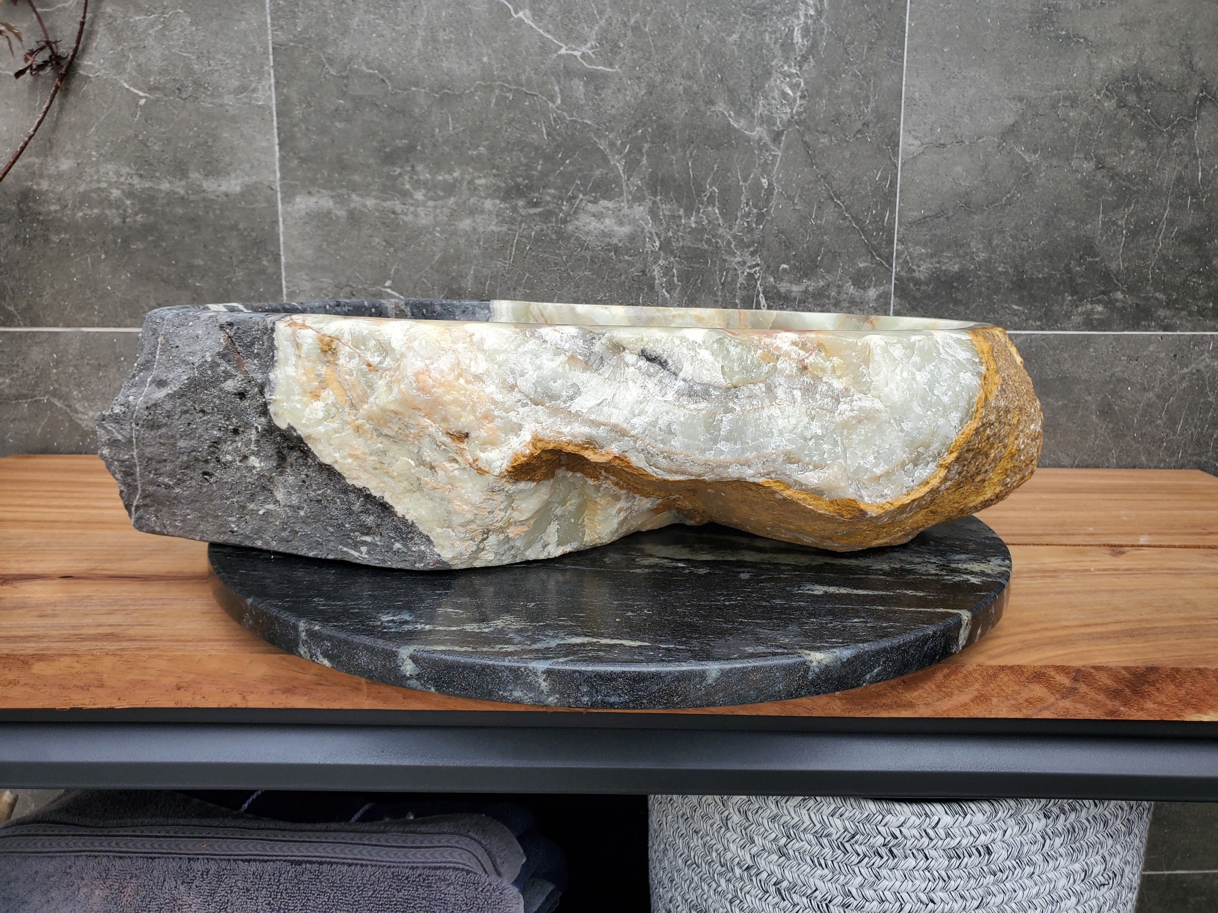 S30_26 Onyx Stone Vessel Bathroom Sink