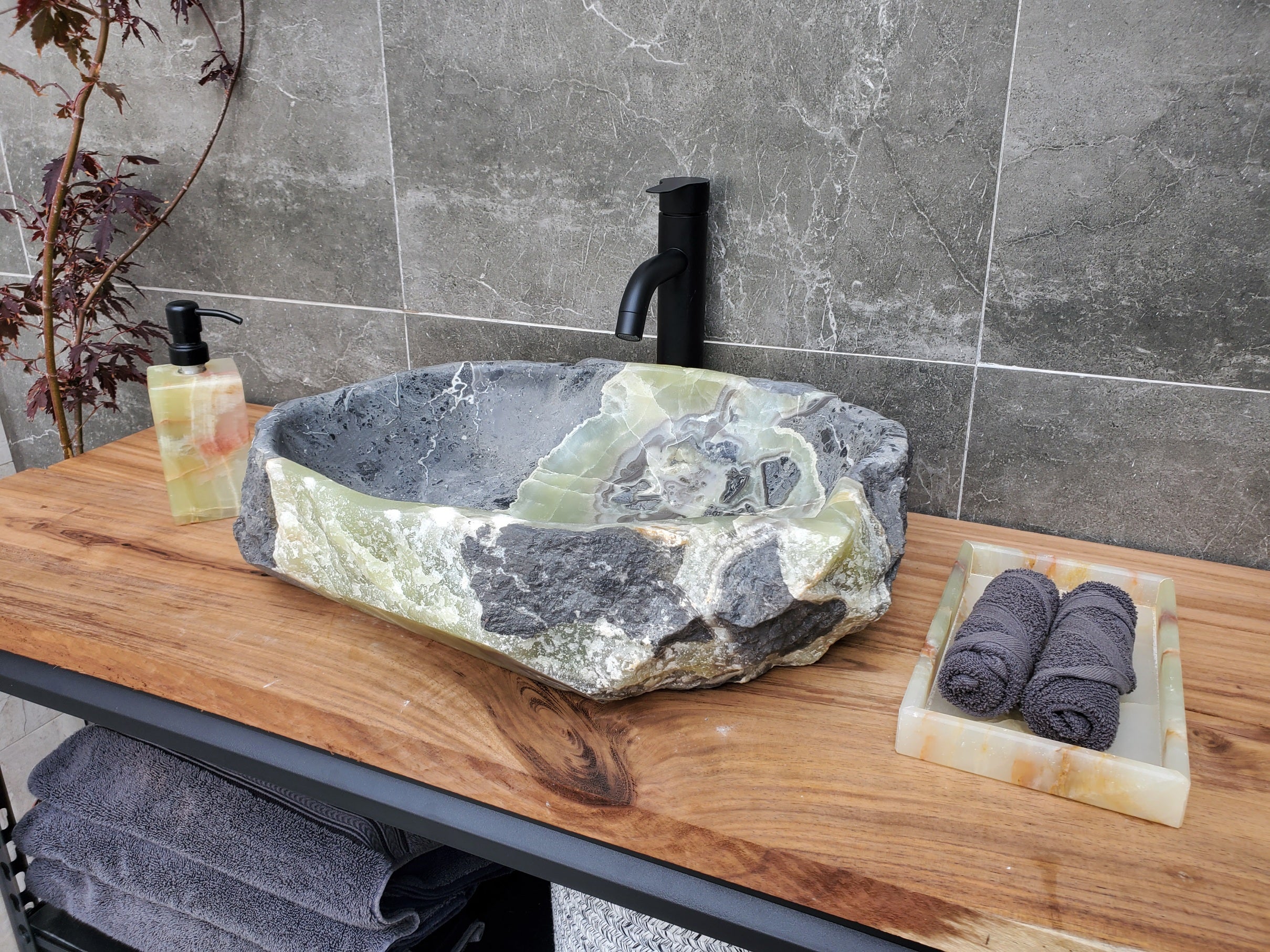 S30_27 Onyx Stone Vessel Bathroom Sink