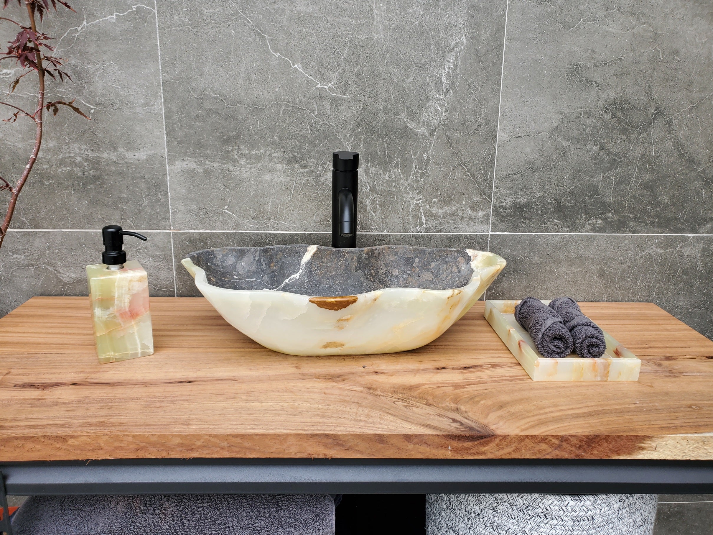 S30_16 Onyx Stone Vessel Bathroom Sink