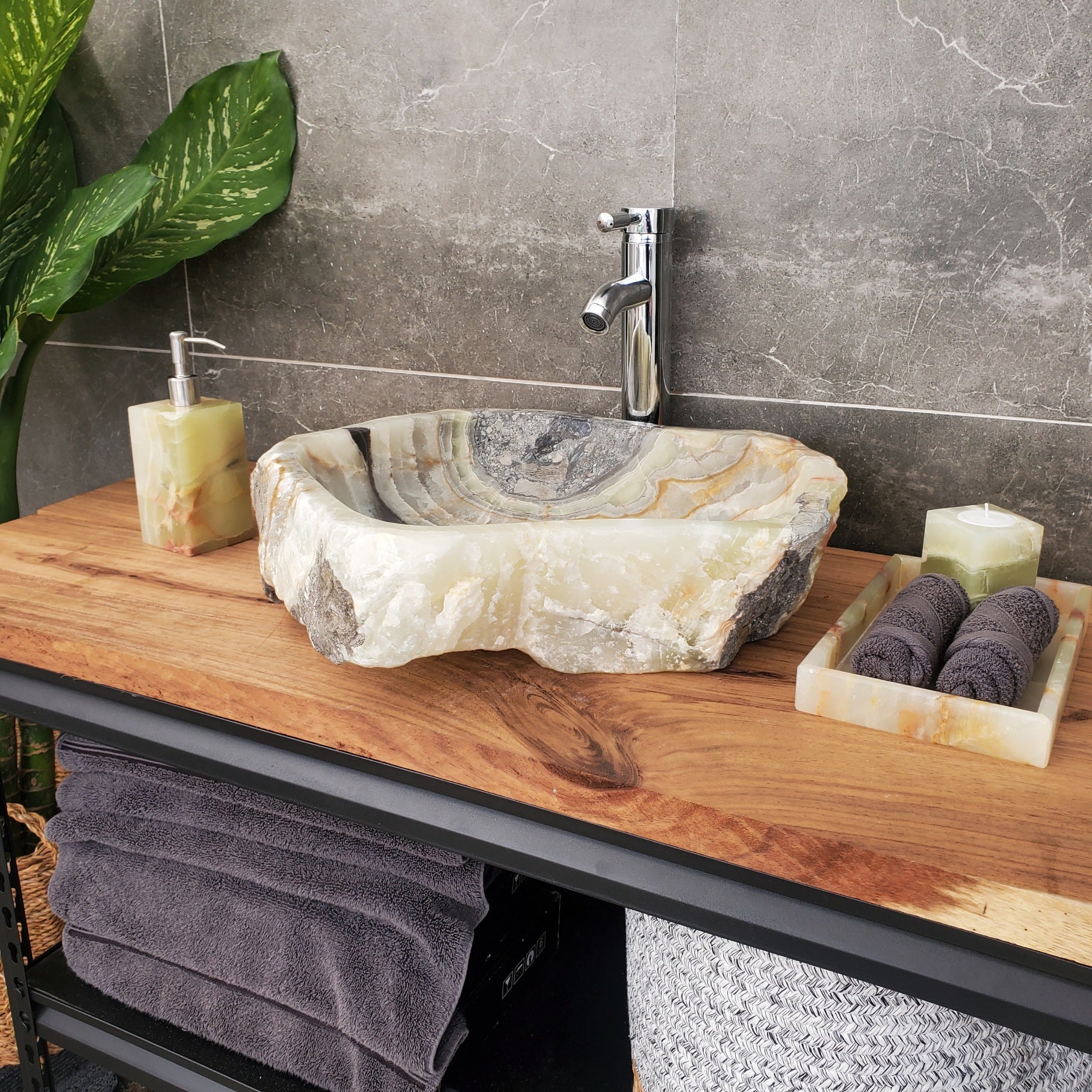 S31_18 Onyx Stone Vessel Bathroom Sink