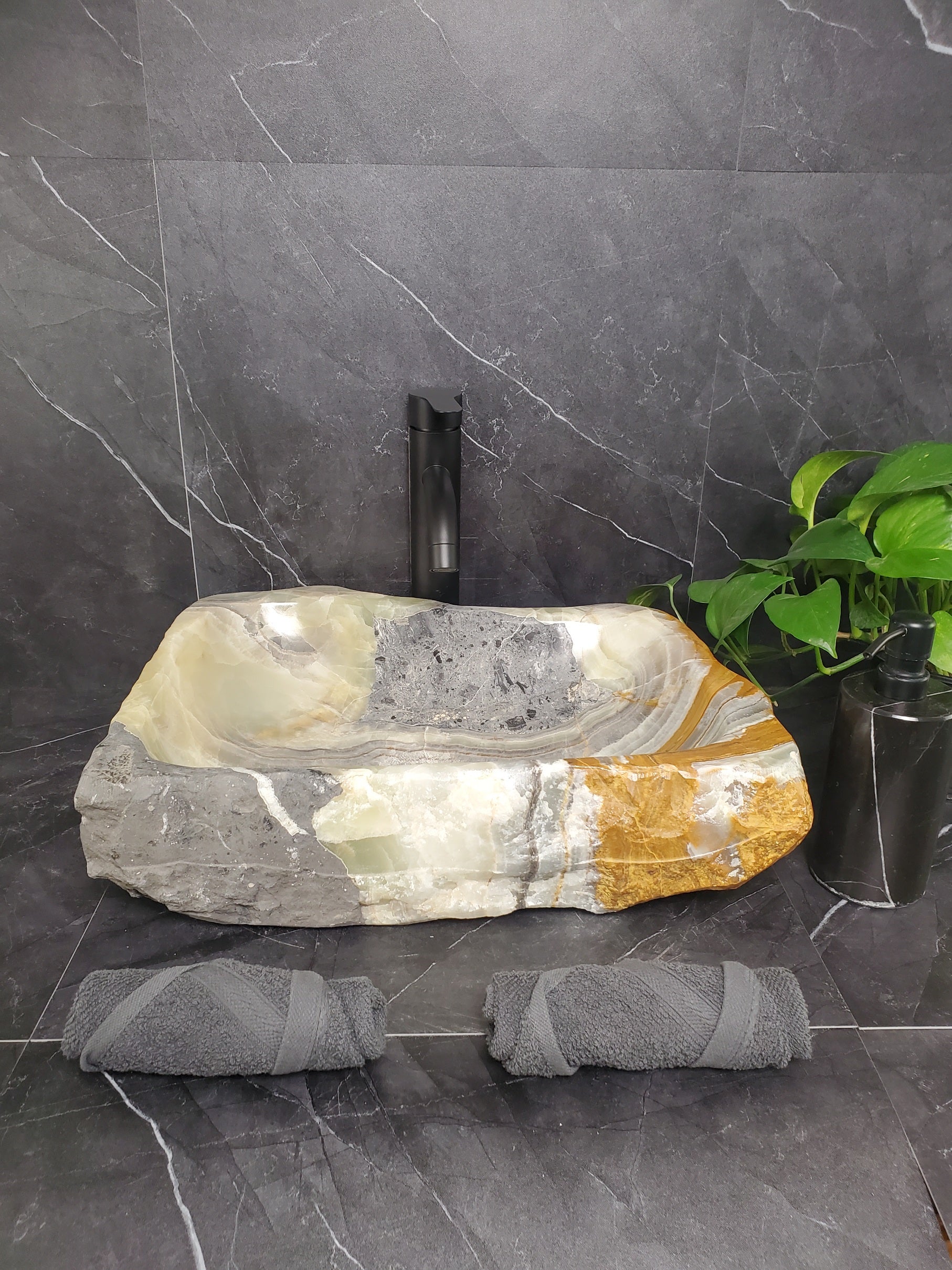 S25_15 Onyx Stone Vessel Bathroom Sink