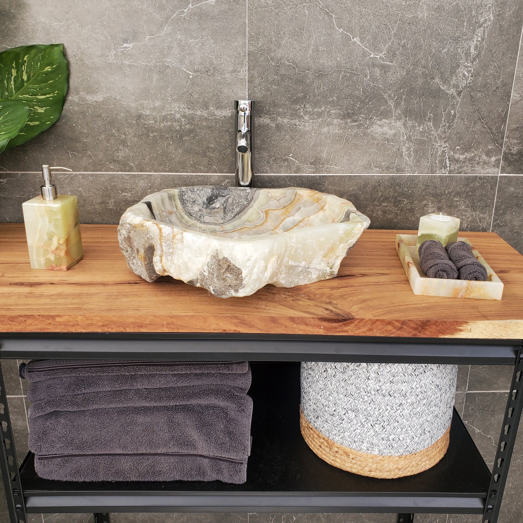 S31_18 Onyx Stone Vessel Bathroom Sink